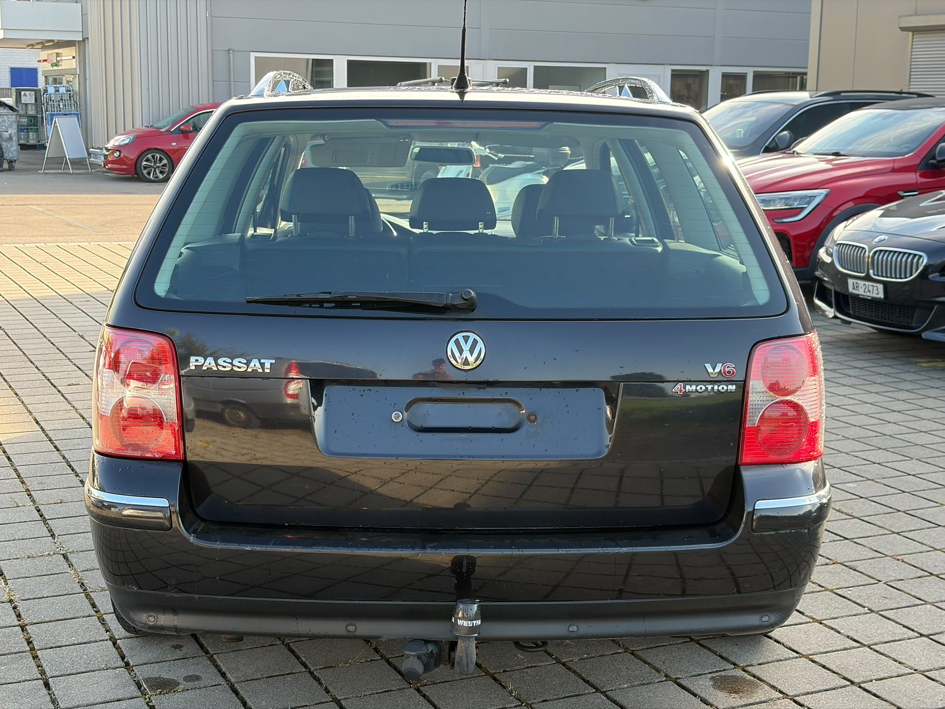 VW Passat Variant 2.8 V6 4Motion Highline-image-6