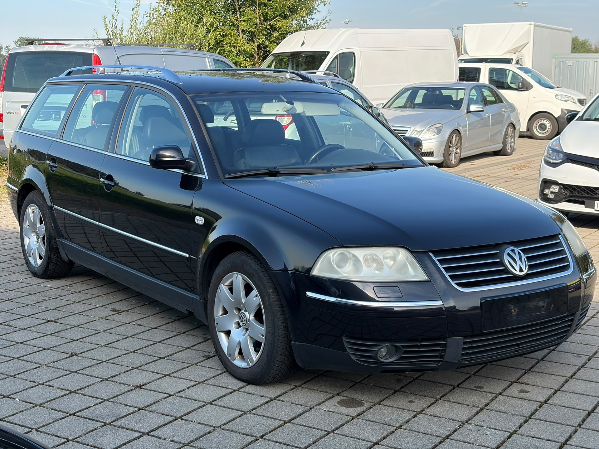 VW Passat Variant 2.8 V6 4Motion Highline-image-2