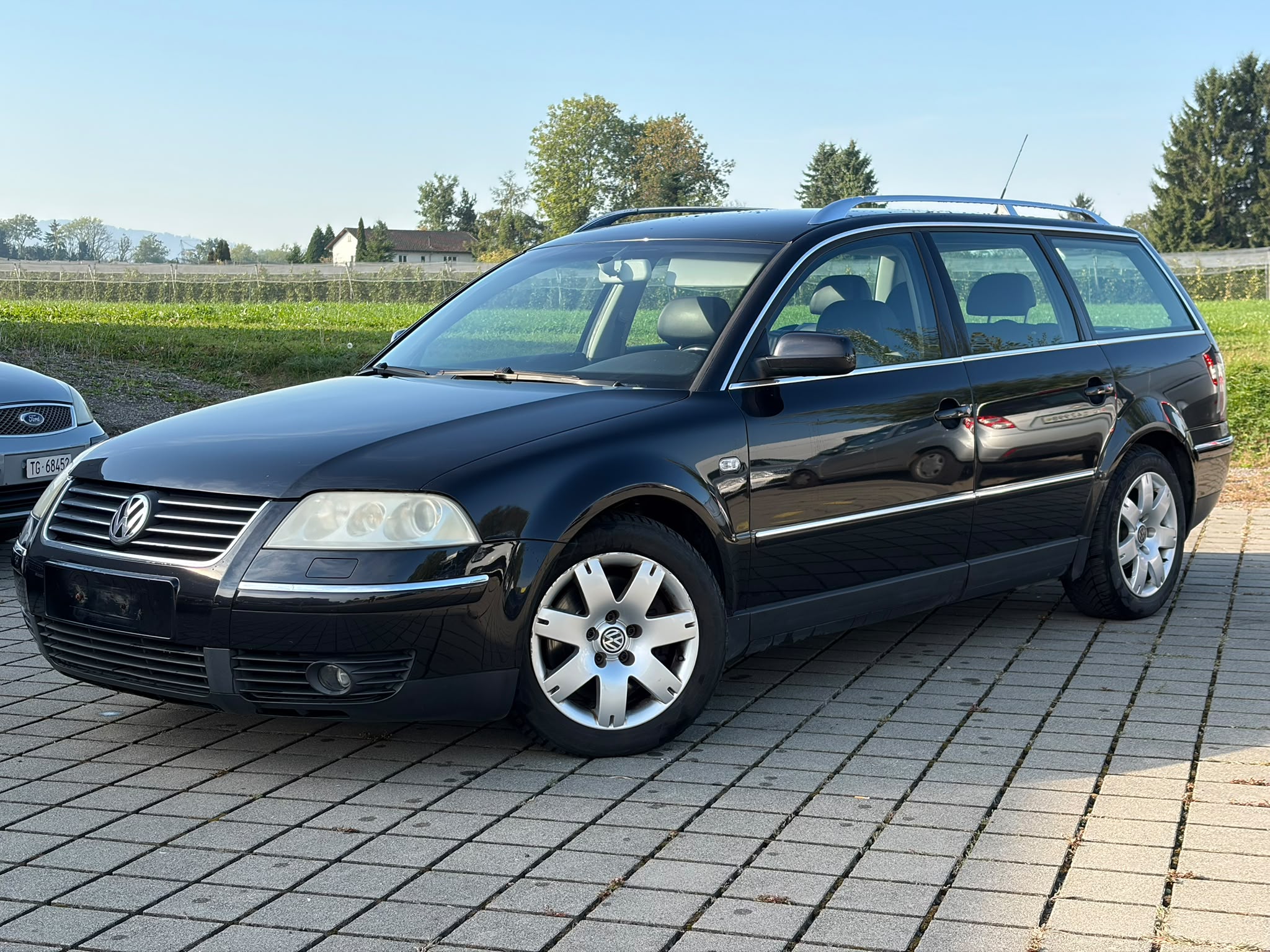 Car photo