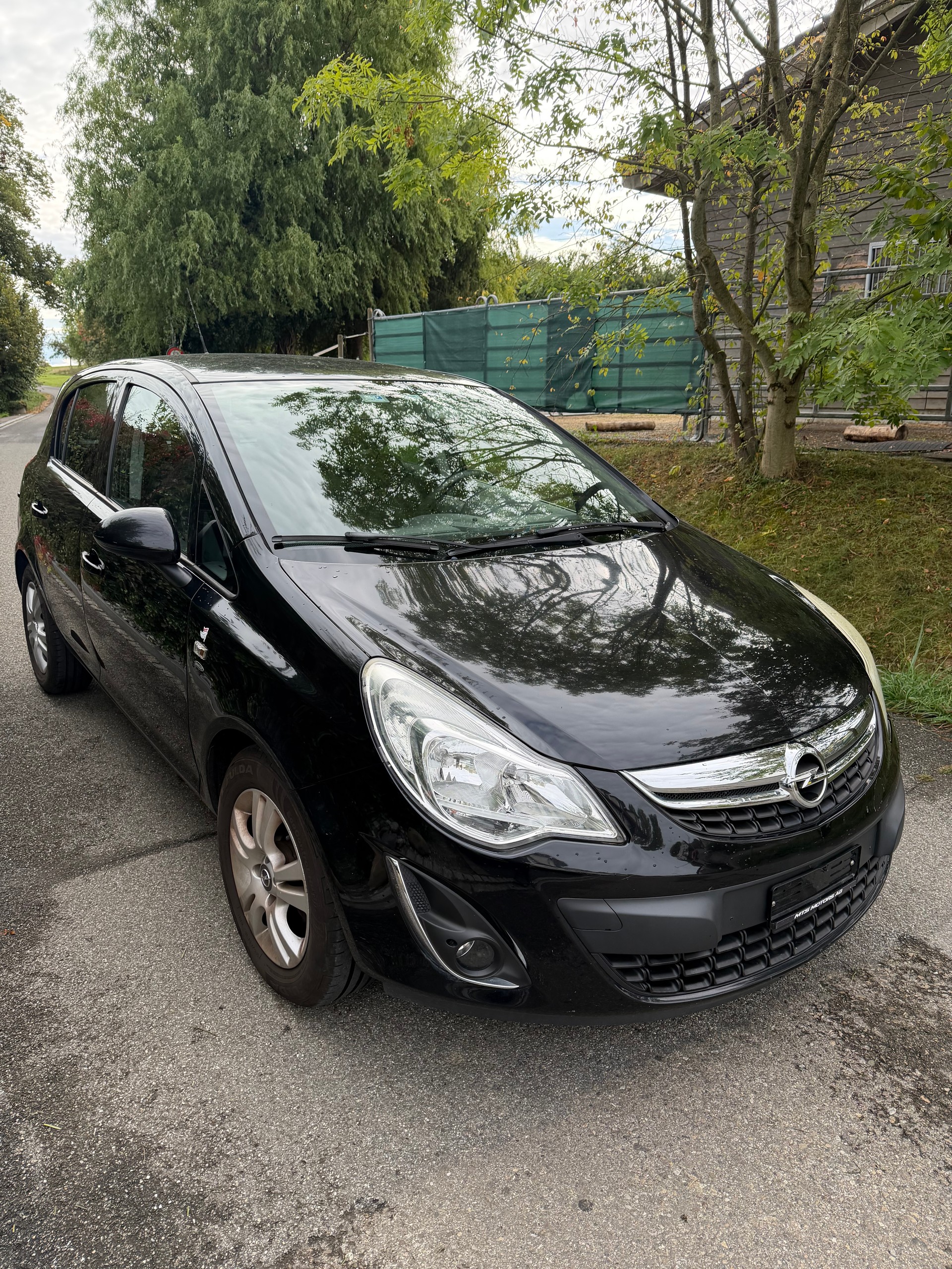 OPEL Corsa 1.2 TP Color Edition-image-1