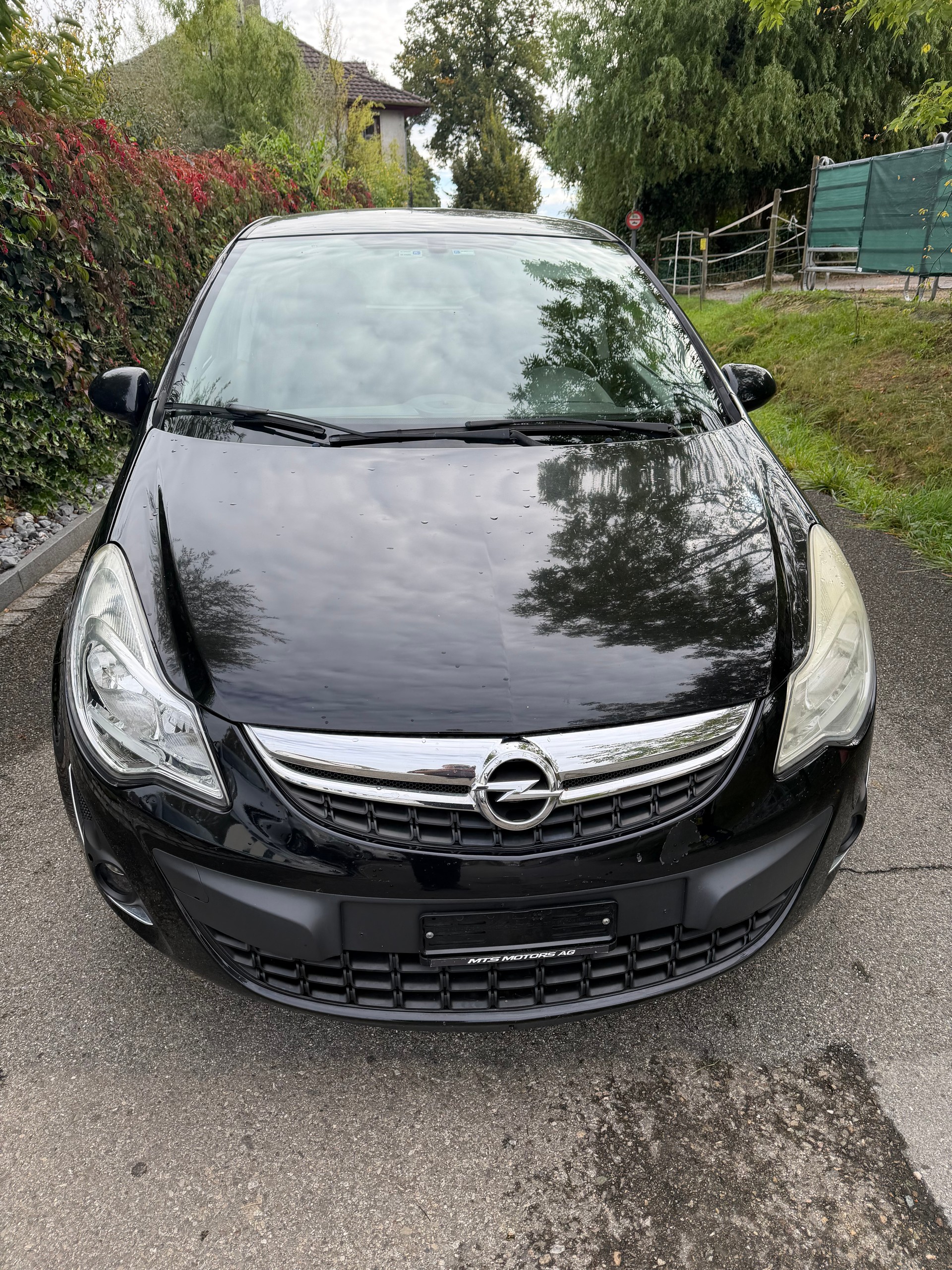 OPEL Corsa 1.2 TP Color Edition-image-2