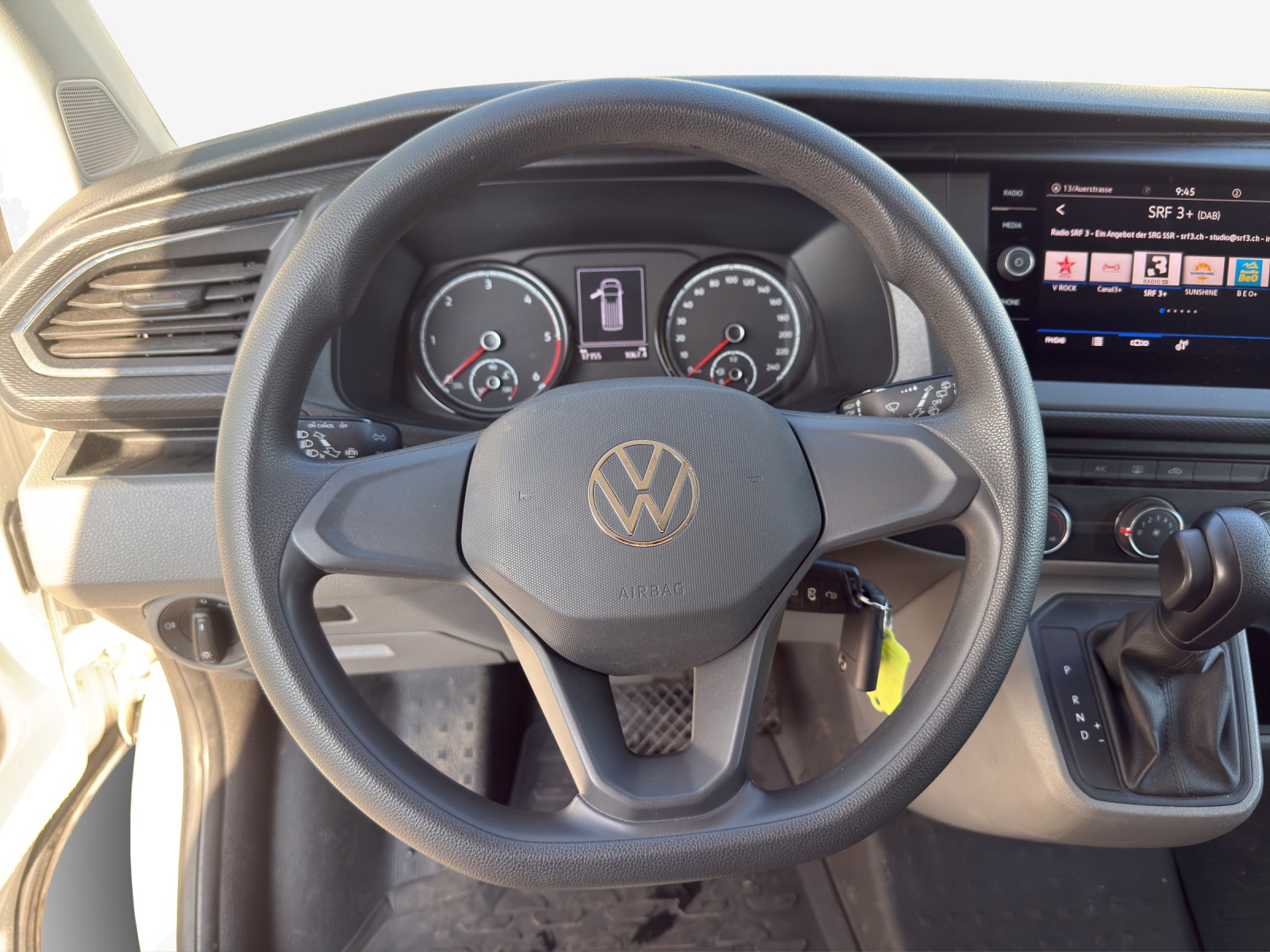 VW T6.1 2.0 TDI DSG-image-9