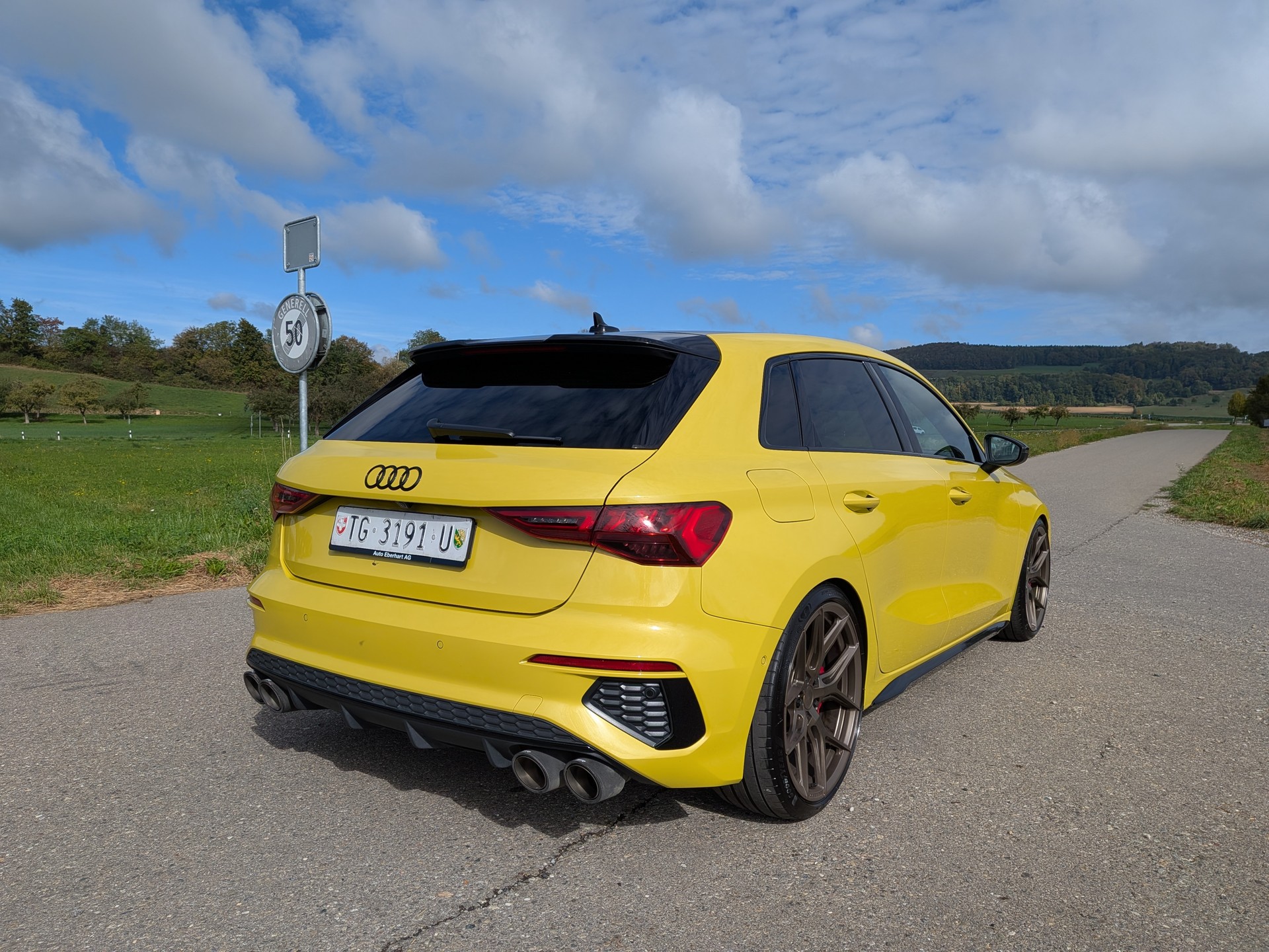 AUDI S3 Sportback 2.0 TFSI quattro S-tronic-image-10