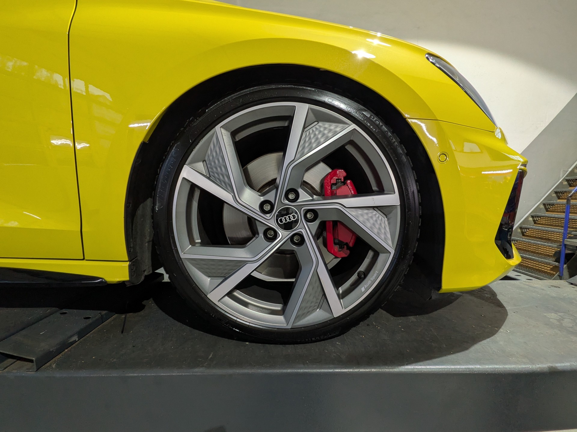 AUDI S3 Sportback 2.0 TFSI quattro S-tronic-image-14