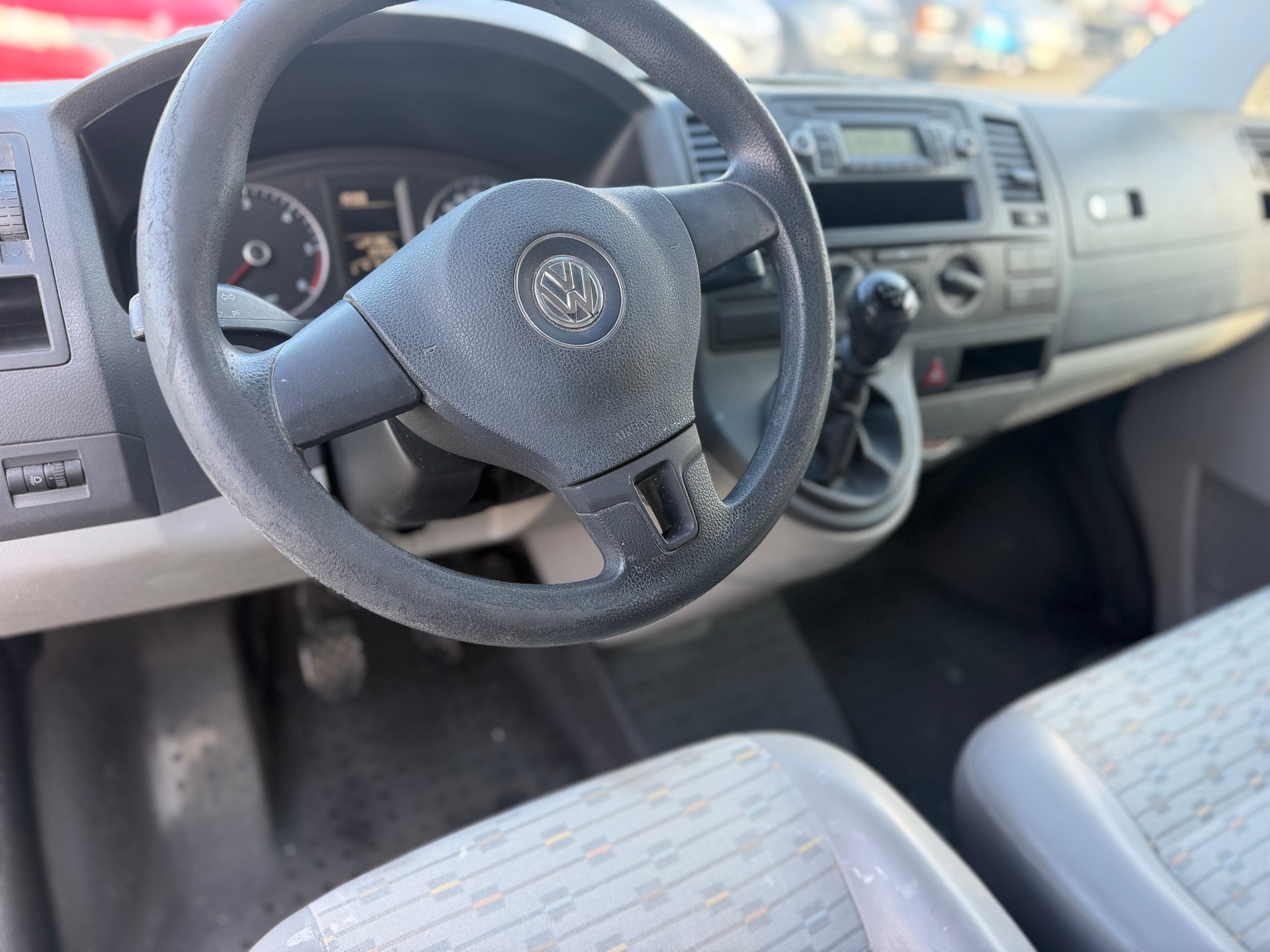 VW T5 2.0 TDI-image-10