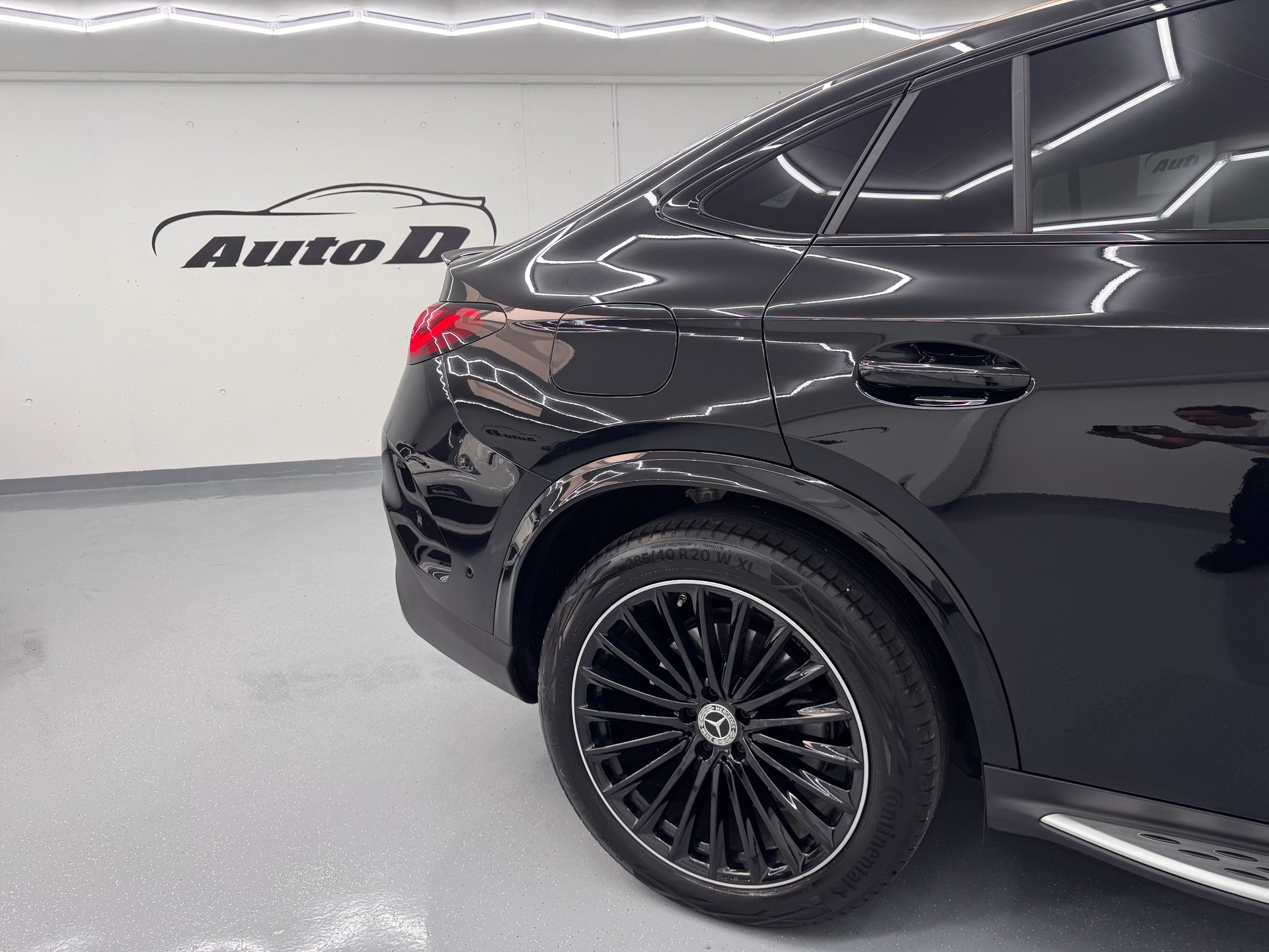 MERCEDES-BENZ GLC Coupé 220 d AMG LINE 4Matic 9G-Tronic-image-9