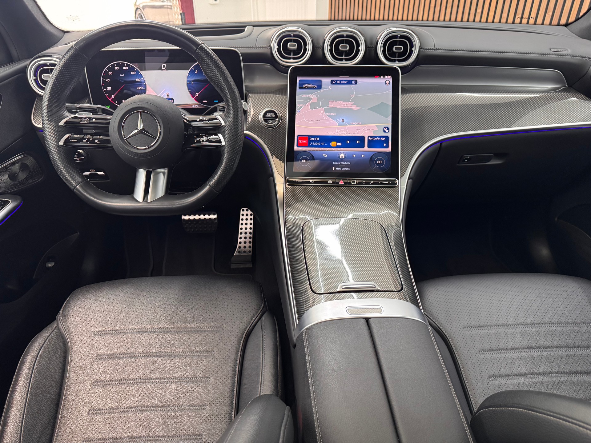 MERCEDES-BENZ GLC Coupé 220 d AMG LINE 4Matic 9G-Tronic-image-16