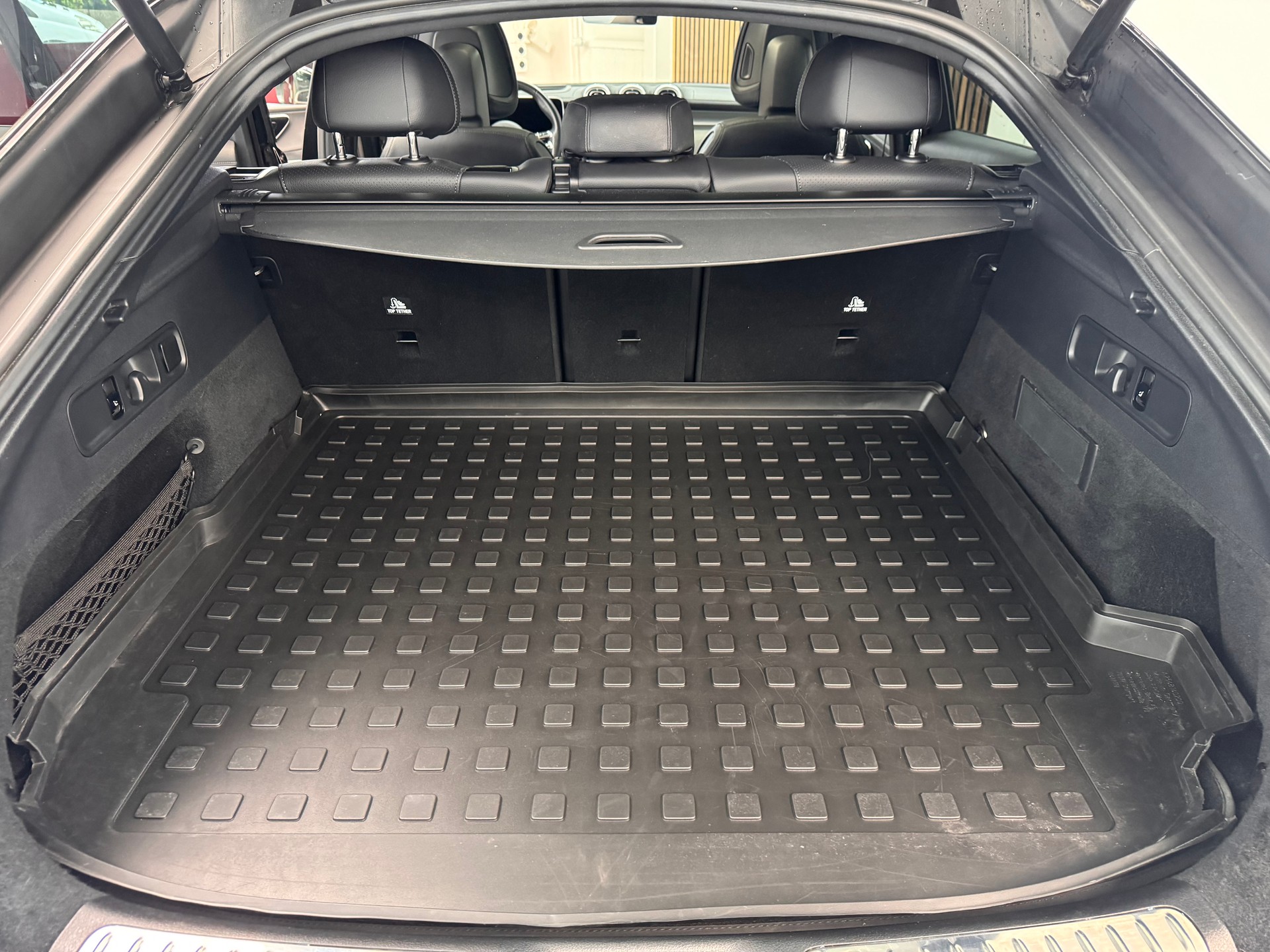 MERCEDES-BENZ GLC Coupé 220 d AMG LINE 4Matic 9G-Tronic-image-26