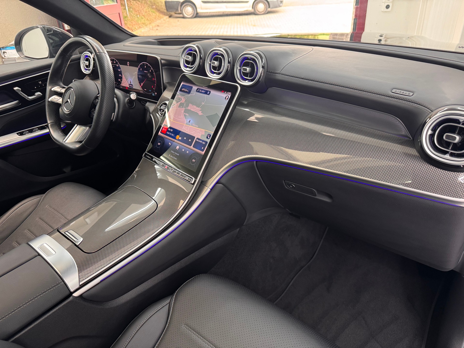 MERCEDES-BENZ GLC Coupé 220 d AMG LINE 4Matic 9G-Tronic-image-17