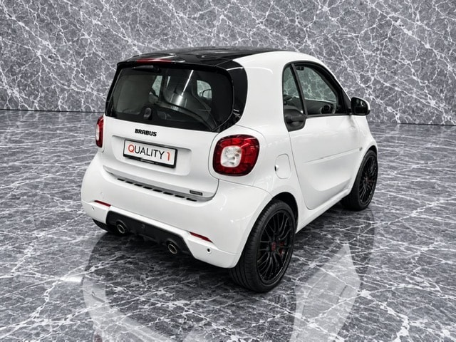 SMART fortwo Brabus 109 Xclusive twinmatic-image-11