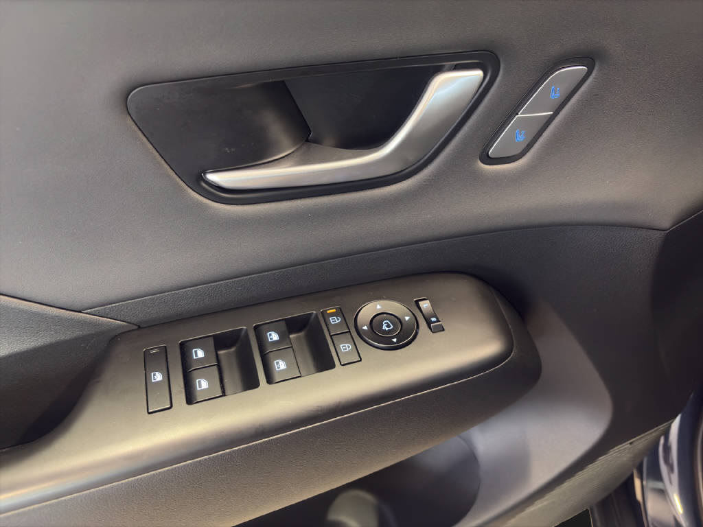 HYUNDAI Kona 1.6 GDi Hybrid Vertex-image-2