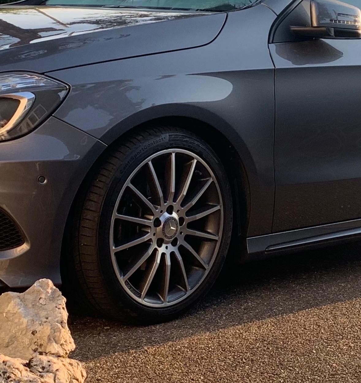 MERCEDES-BENZ A 180 AMG Line-image-3
