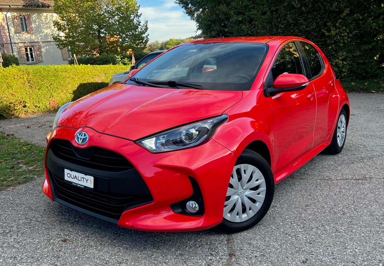 TOYOTA Yaris 1.5 Active e-CVT-image-5