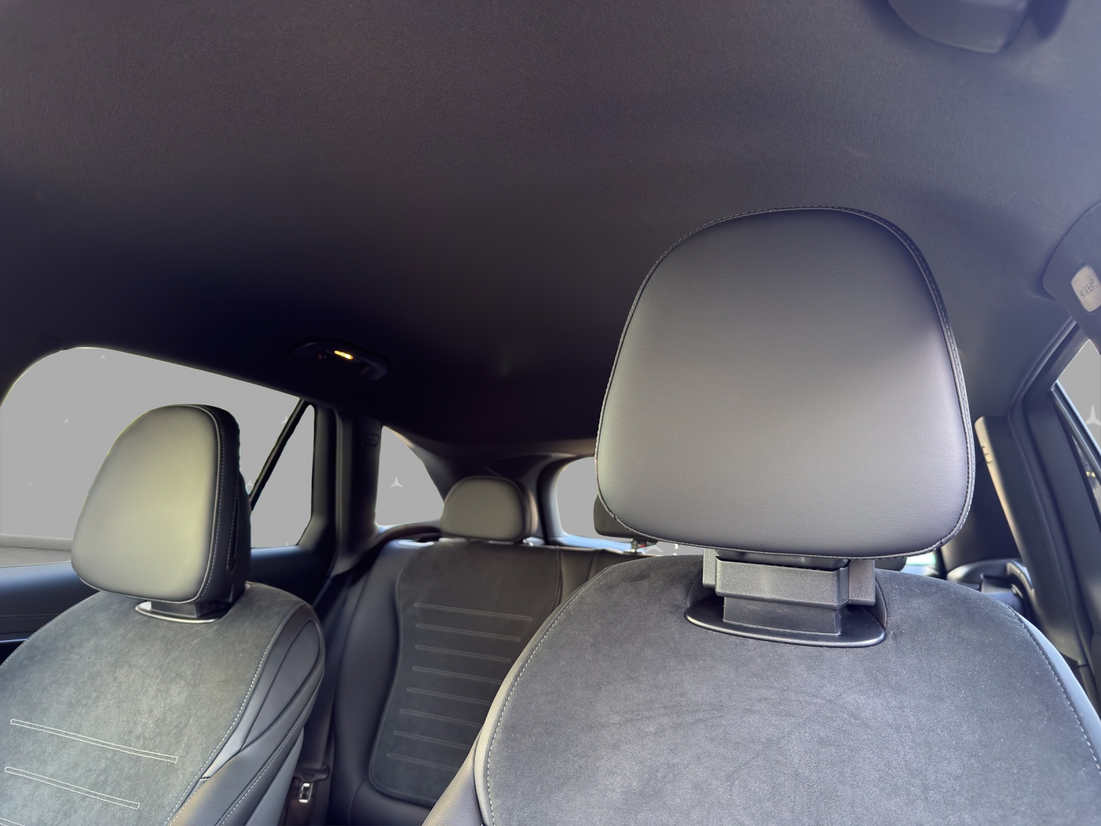 MERCEDES-BENZ GLC 220 d 4Matic 9G-Tronic-image-8