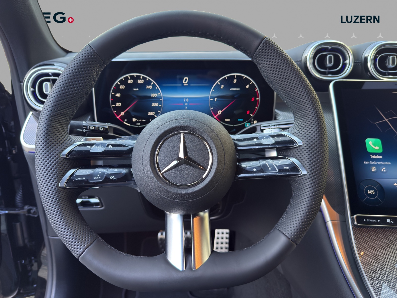 MERCEDES-BENZ GLC 220 d 4Matic 9G-Tronic-image-9