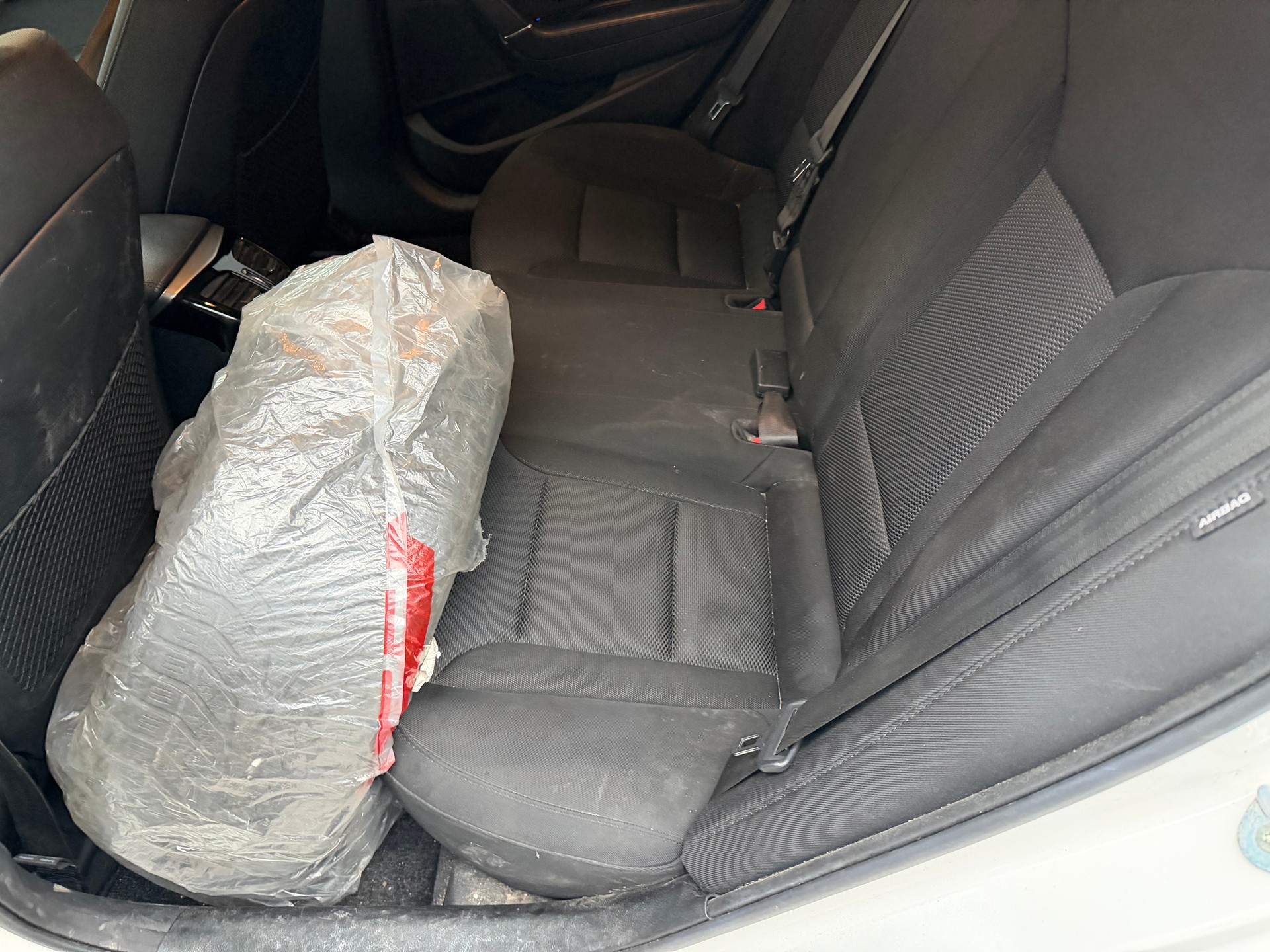 HYUNDAI i40 Wagon 2.0 GDi Style-image-6
