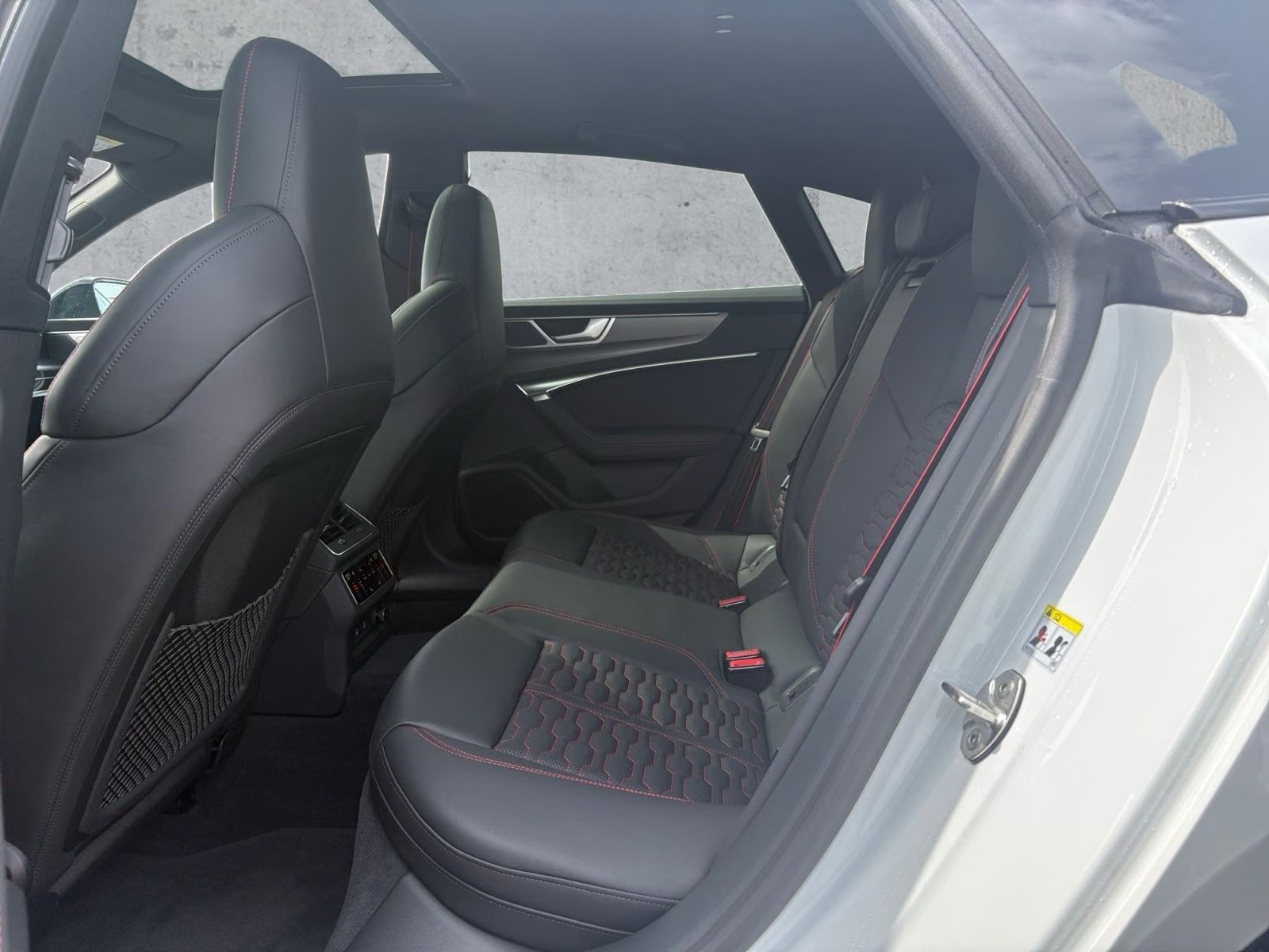 AUDI RS7 Sportback MHEV-image-6
