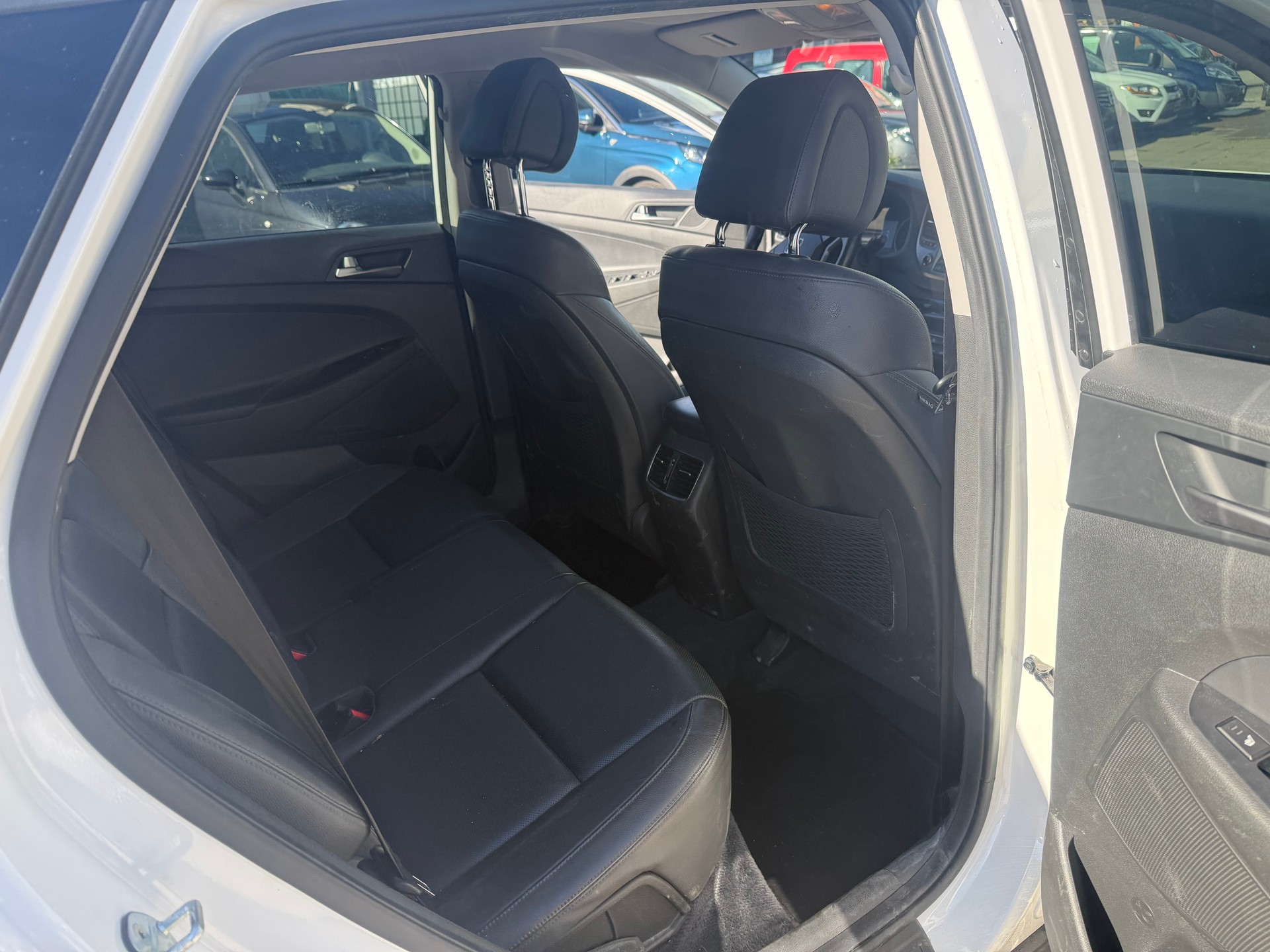HYUNDAI Tucson 2.0 CRDI Vertex 4WD Automatic-image-10
