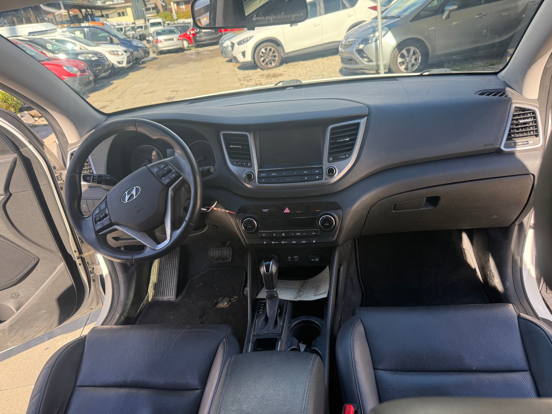 HYUNDAI Tucson 2.0 CRDI Vertex 4WD Automatic-image-8