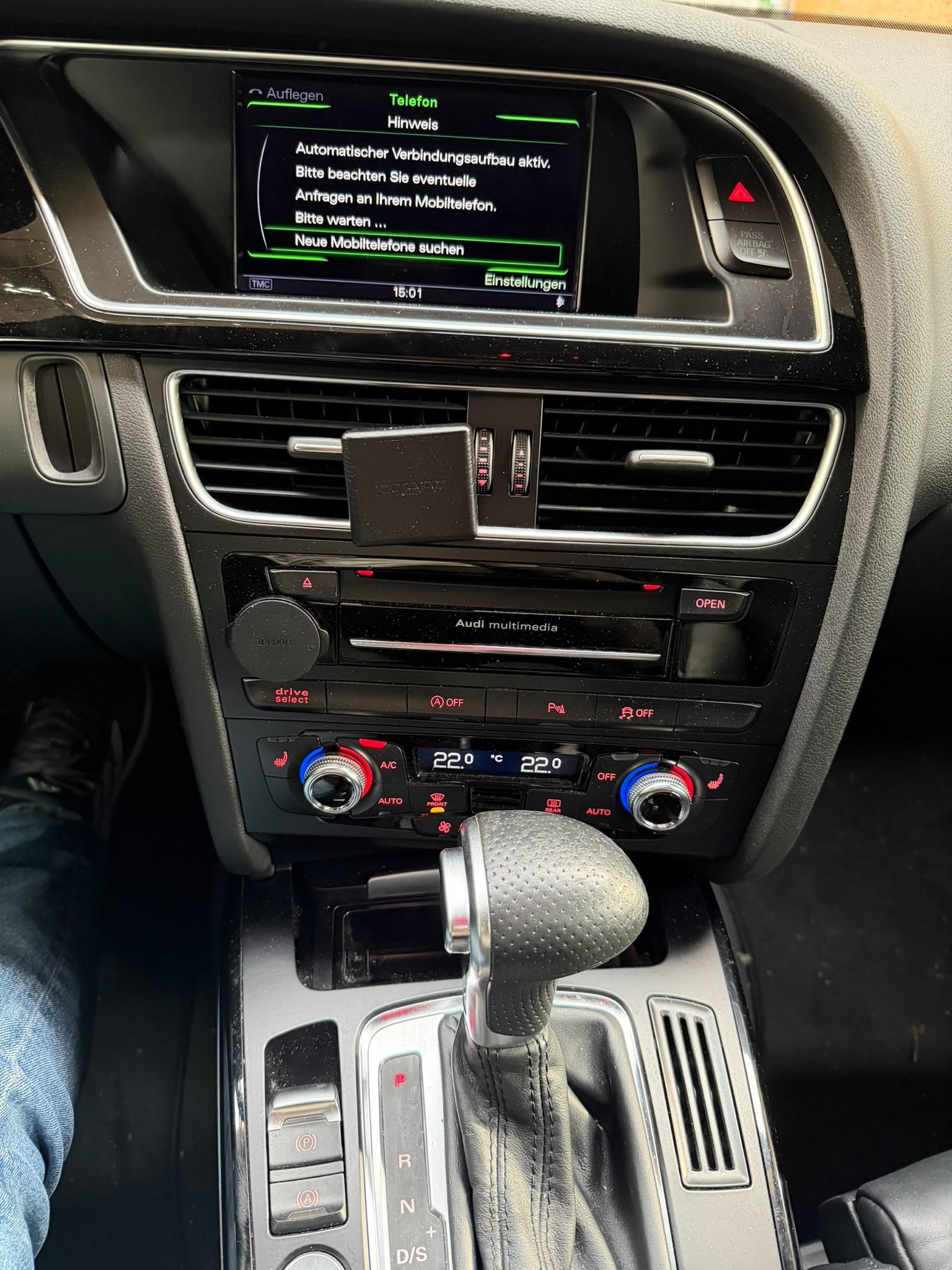 AUDI A4 Avant 3.0 TDI quattro S-tronic-image-11