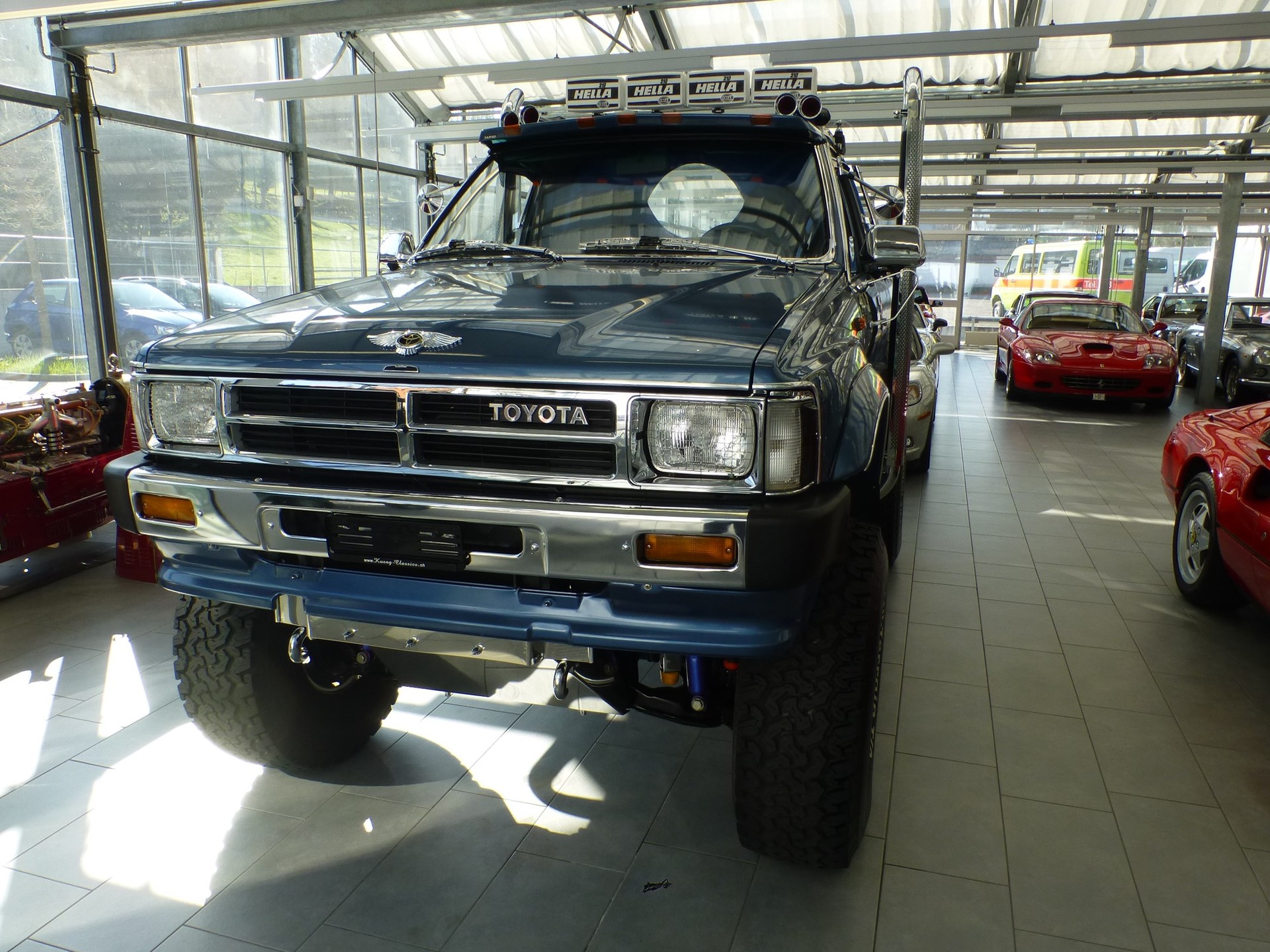 TOYOTA 4-Runner 2.4-showroom-element-2