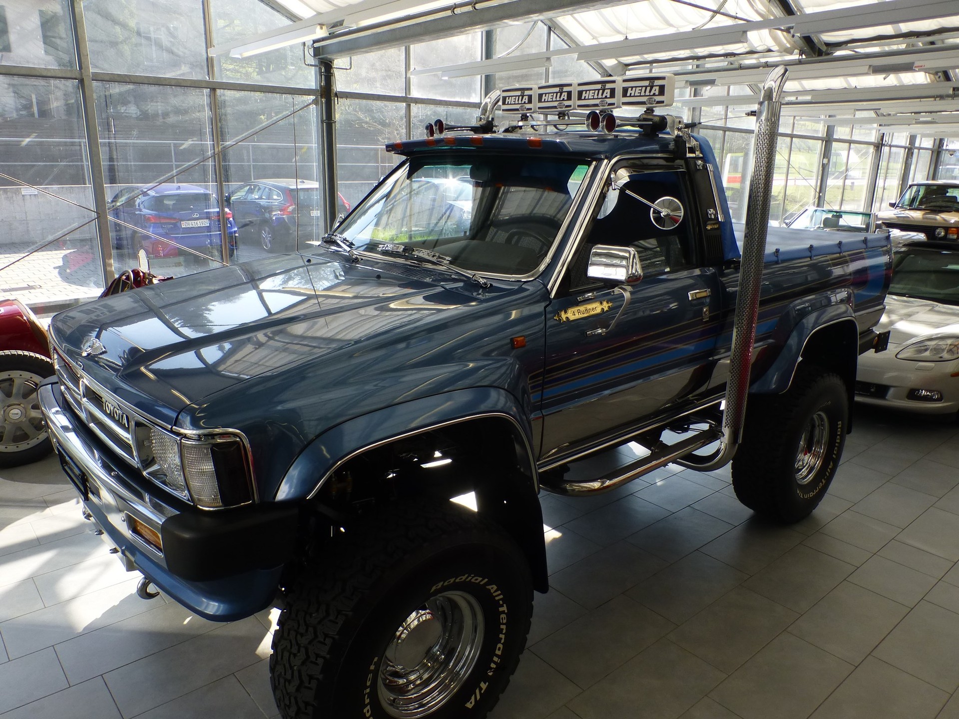 TOYOTA 4-Runner 2.4-showroom-element-3