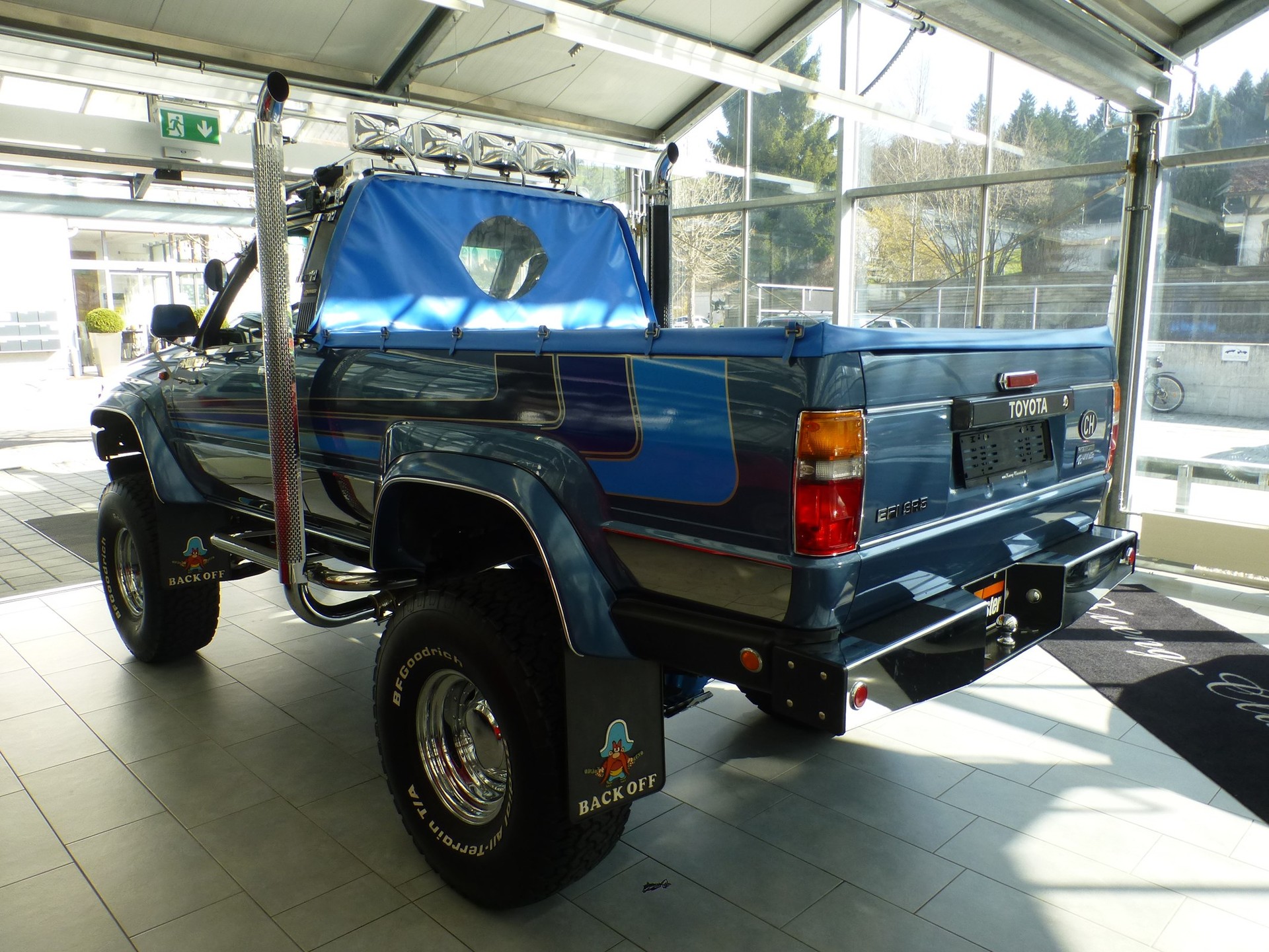 TOYOTA 4-Runner 2.4-image-4
