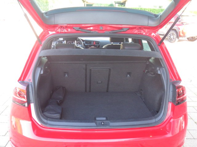 VW Golf 2.0 TSI GTI Performance DSG-image-7