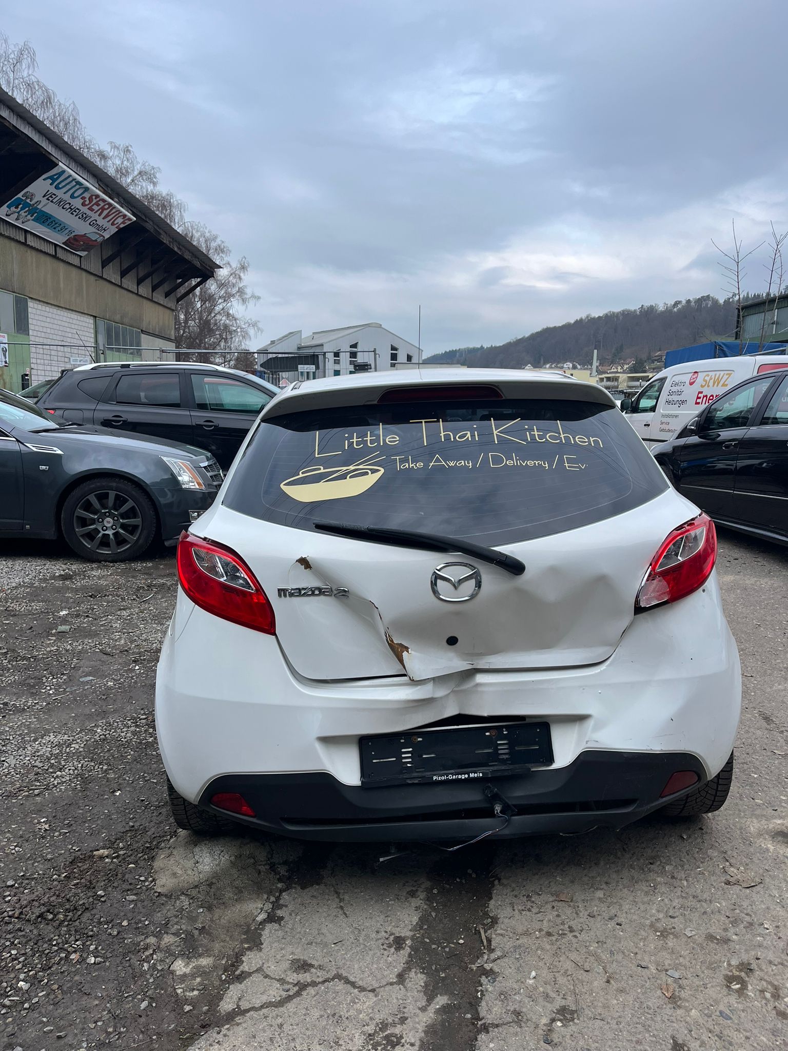 MAZDA 2-image-3