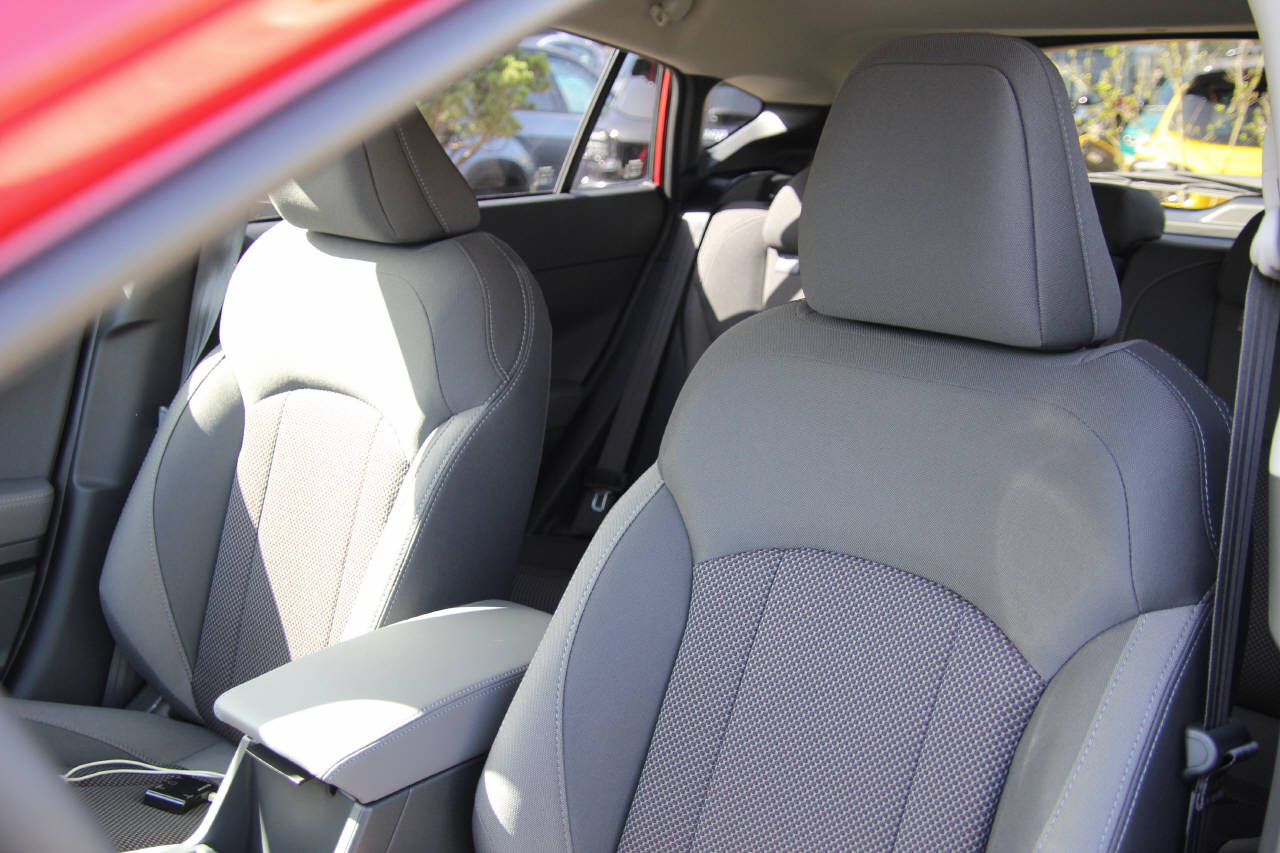 SUBARU Impreza 2.0i e-Boxer Swiss Plus-image-10