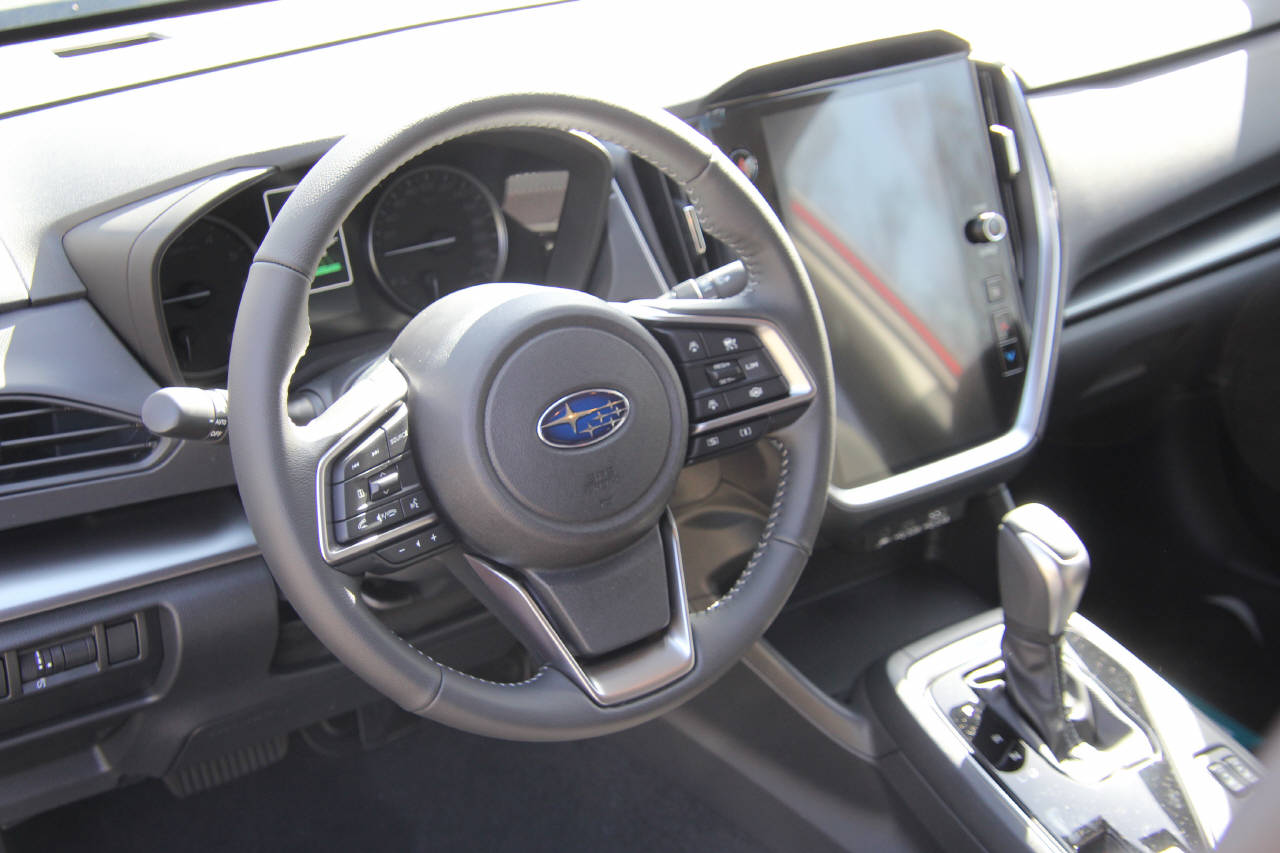 SUBARU Impreza 2.0i e-Boxer Swiss Plus-image-8