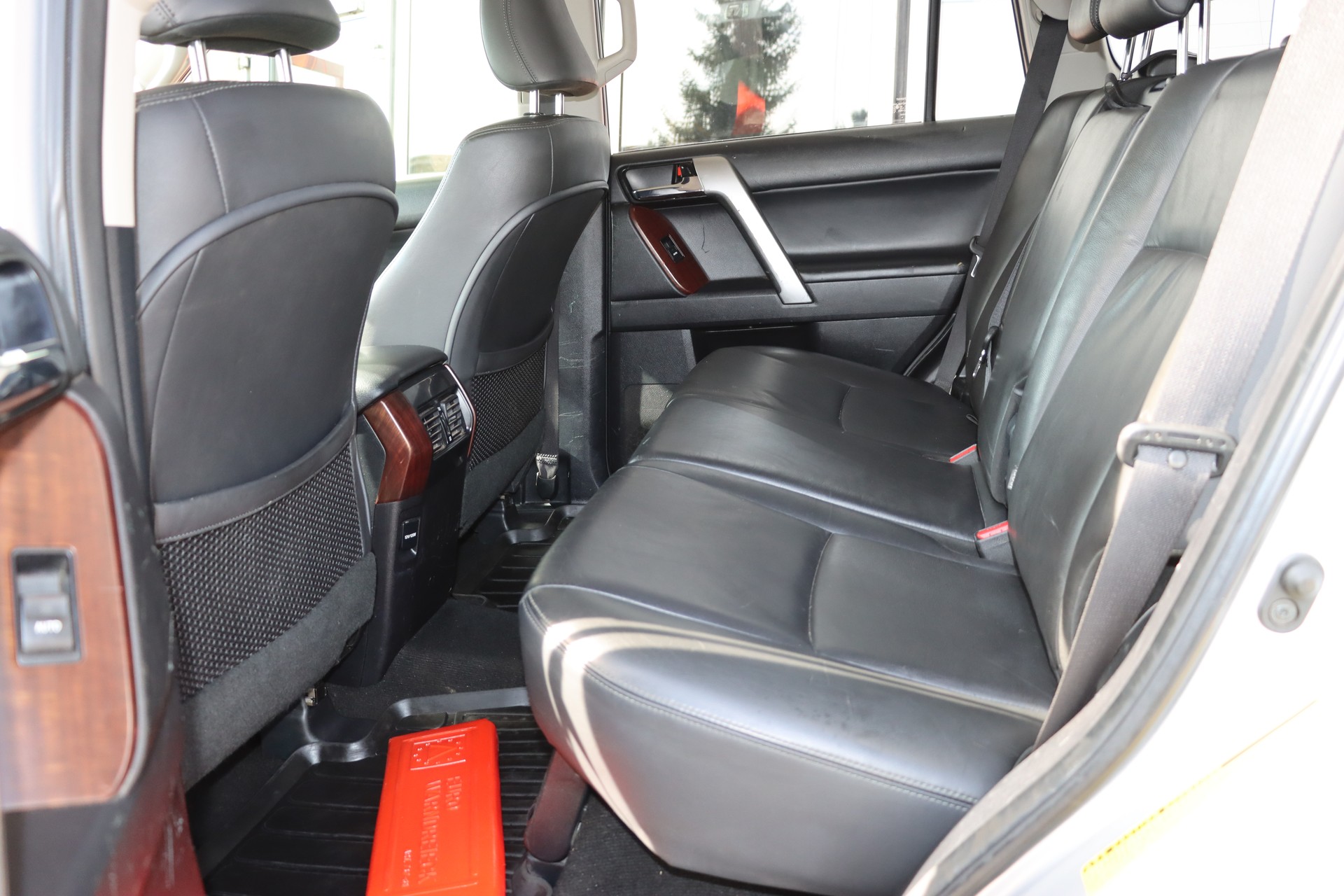 TOYOTA Land Cruiser 3.0 TD Sol Premium Automatic-image-22