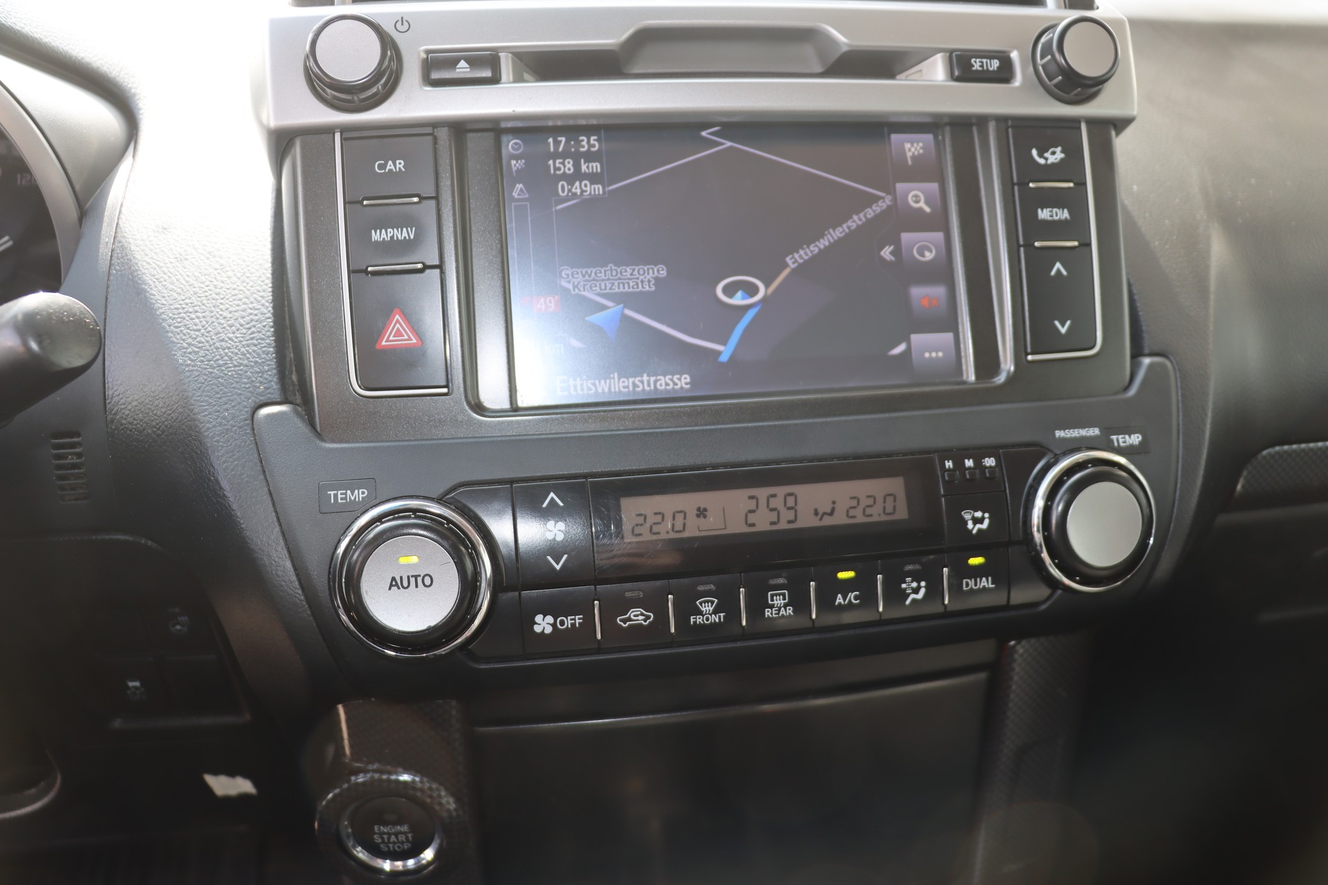 TOYOTA Land Cruiser 3.0 TD Sol Premium Automatic-image-14