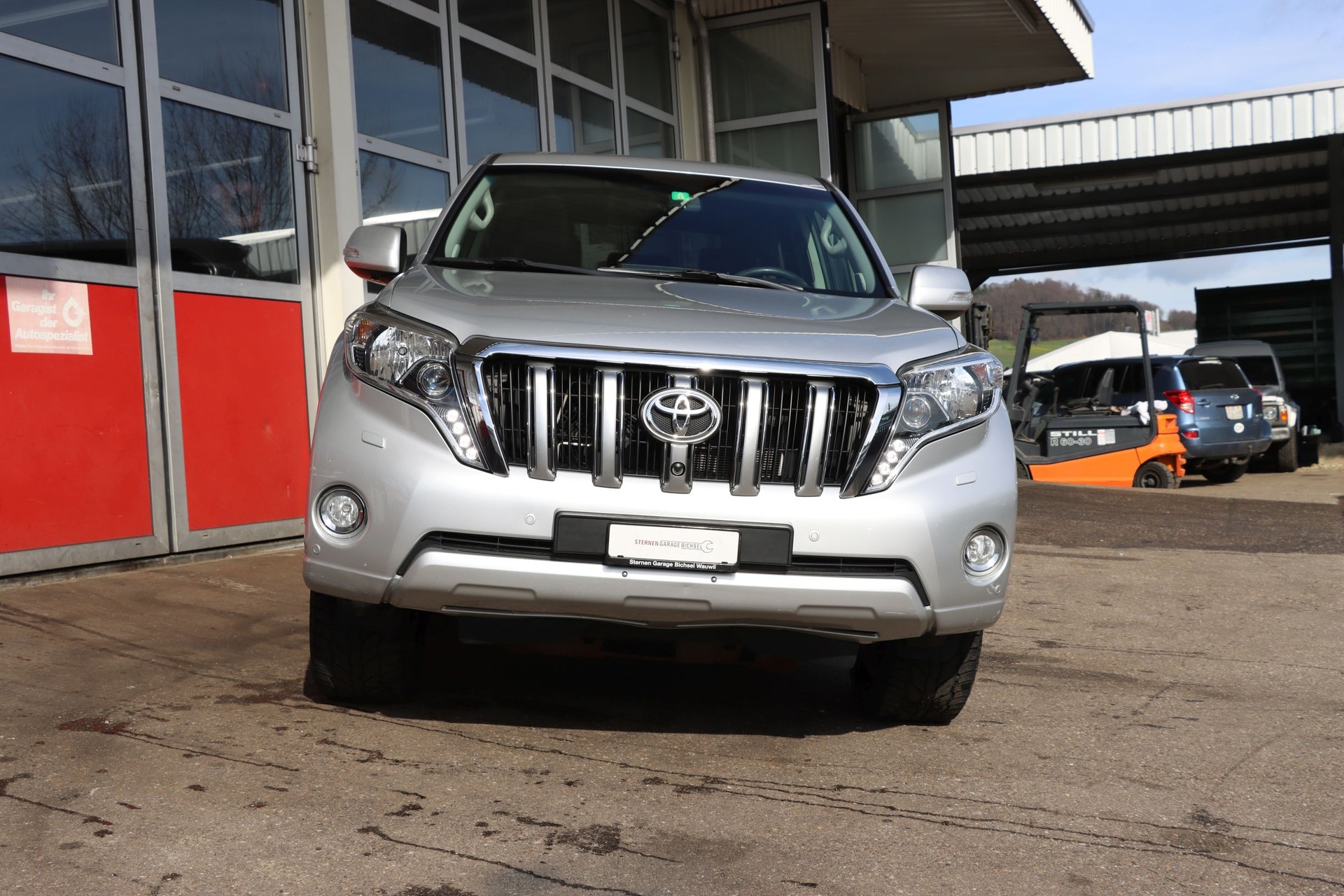 TOYOTA Land Cruiser 3.0 TD Sol Premium Automatic-image-2