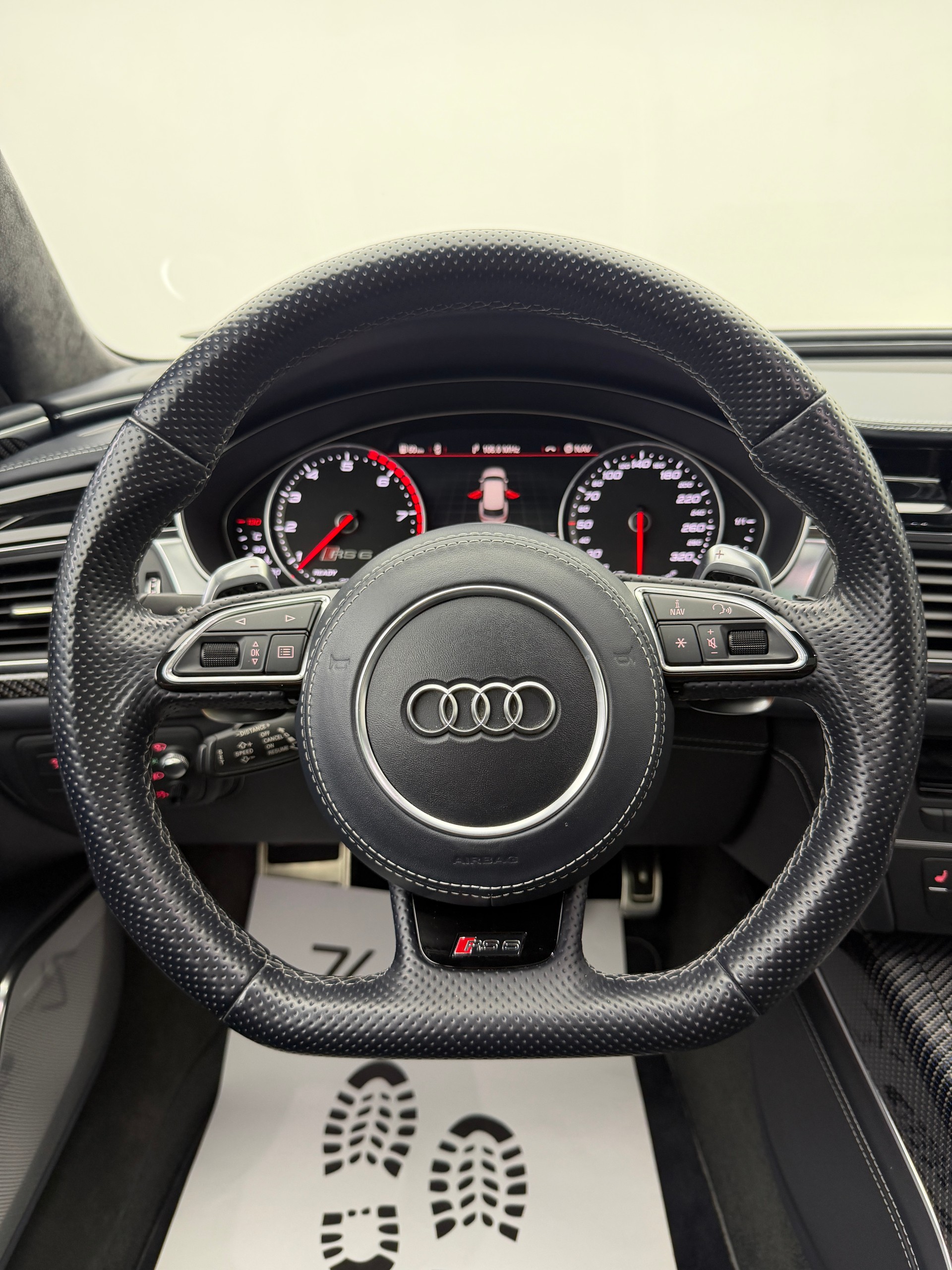AUDI RS6 Avant 4.0 TFSI V8 ABT 700PS Capristo Abgasanlage quattro Tiptronic | Audi exclusive | B&O | Panoramadach | Carbon Paket |-image-12