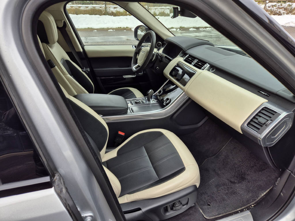 LAND ROVER Range Rover Sport 3.0 I6 HST-image-6