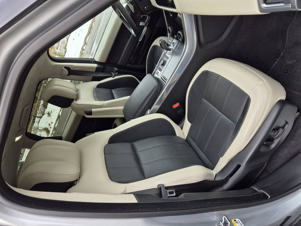 LAND ROVER Range Rover Sport 3.0 I6 HST-image-7