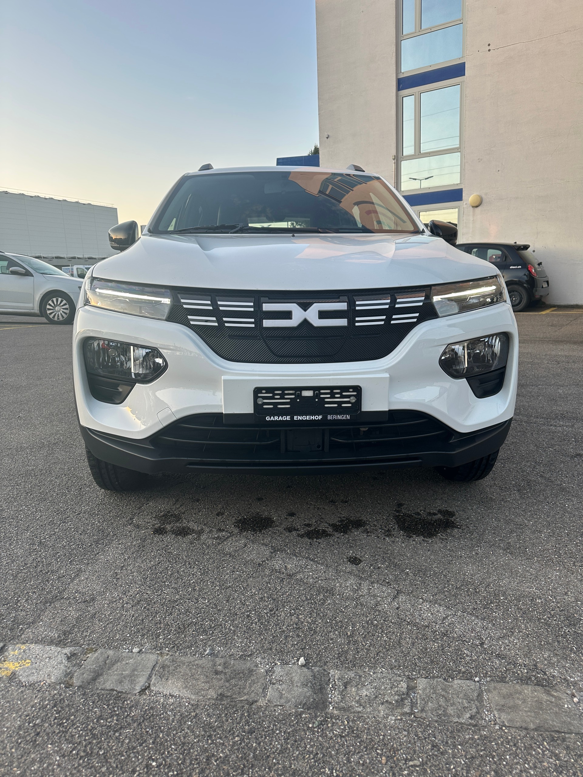 DACIA Spring 27 kWh Expression-image-0