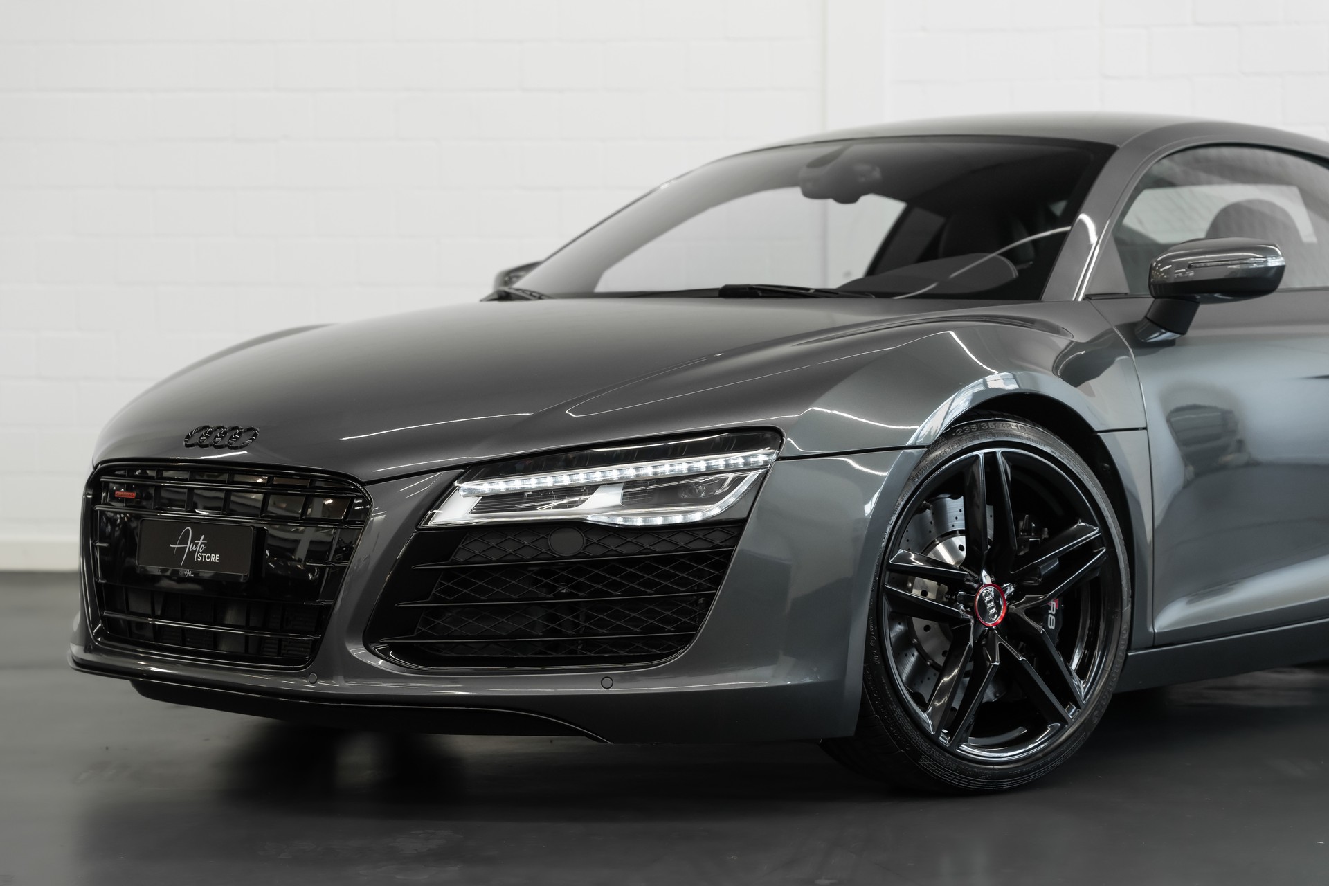 AUDI R8 Coupé 4.2 S-Tronic Capristo-showroom-element-3