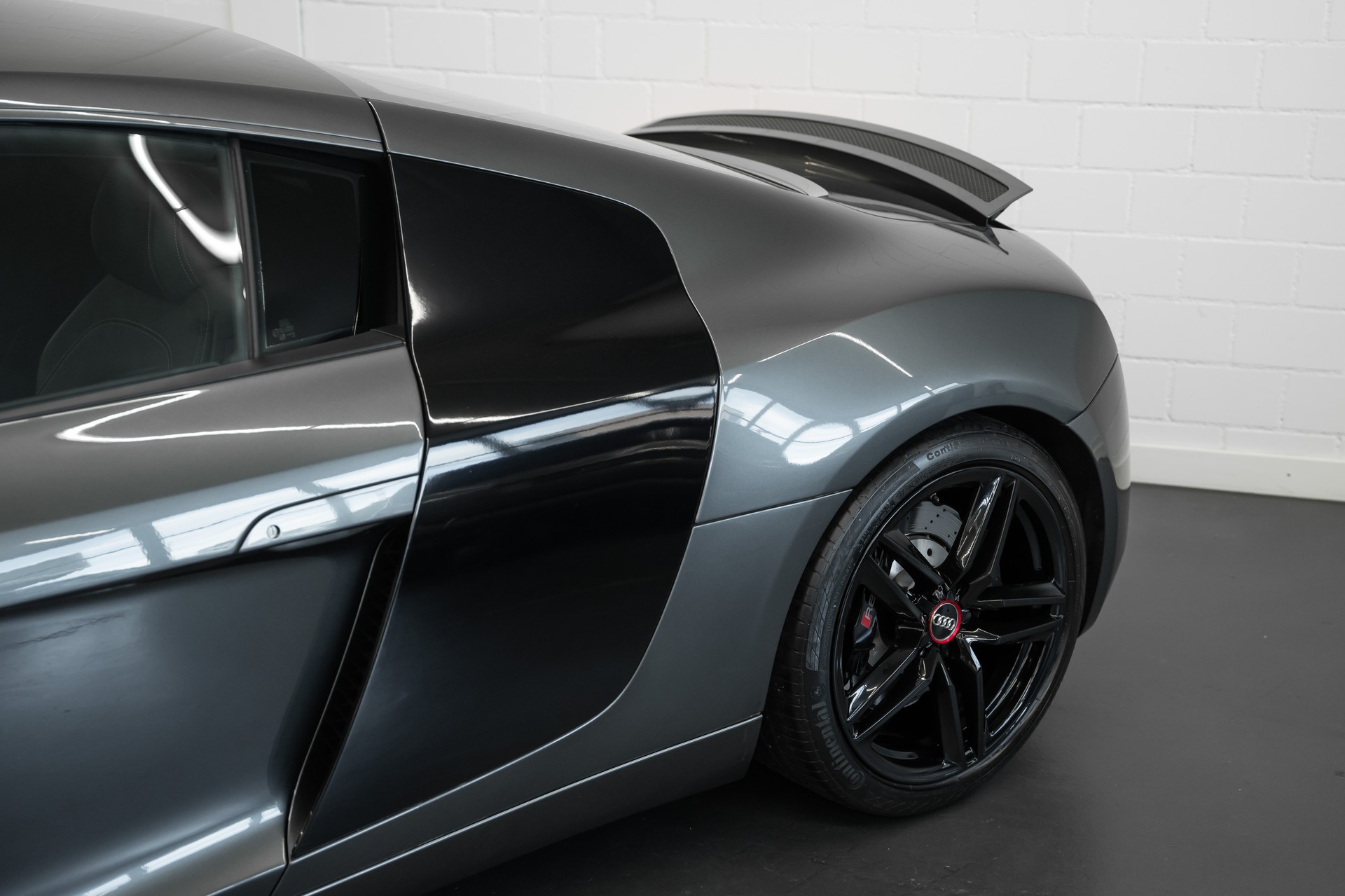 AUDI R8 Coupé 4.2 S-Tronic Capristo-image-12