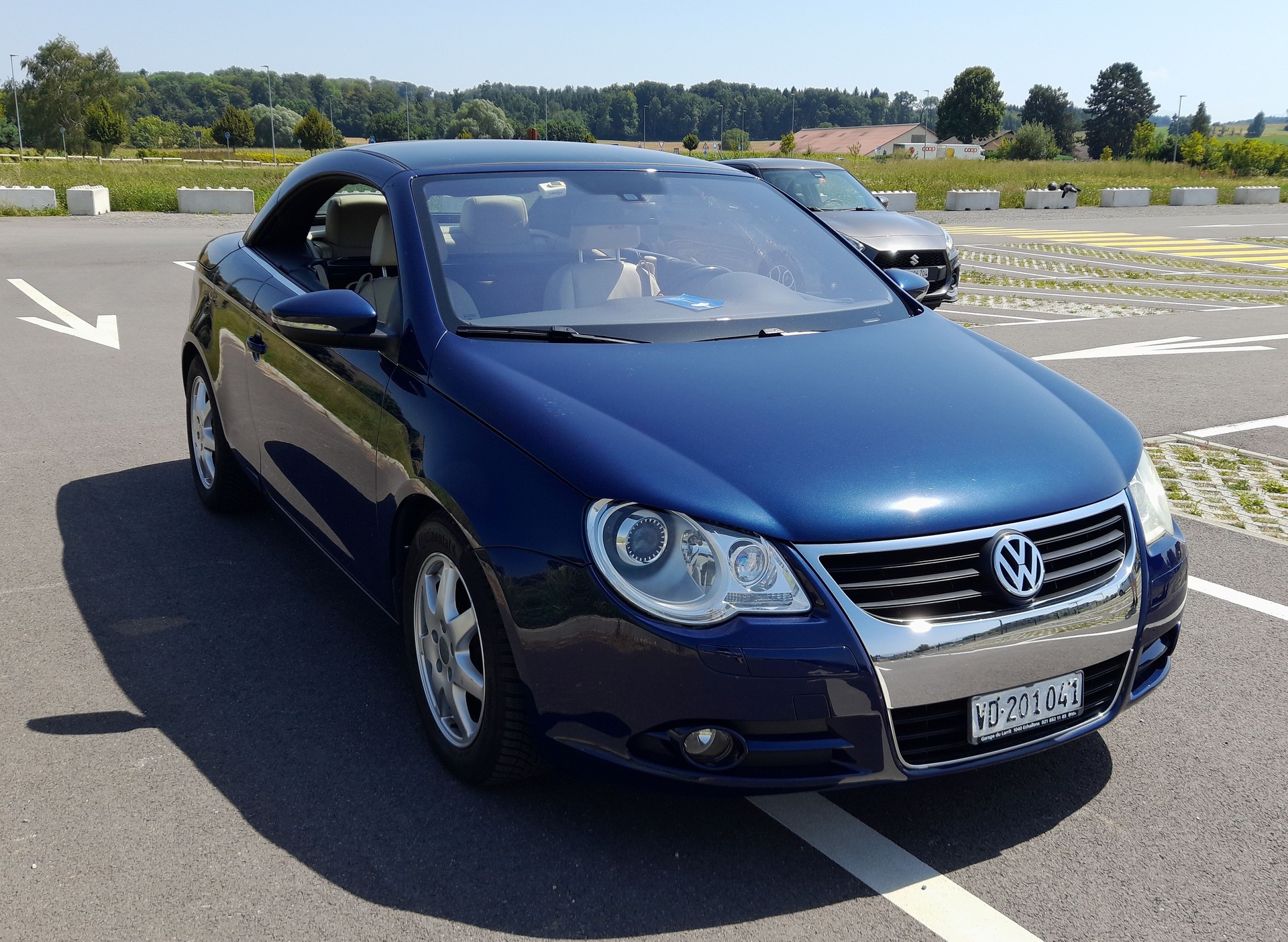 VW Eos 2.0 FSI Turbo-image-3