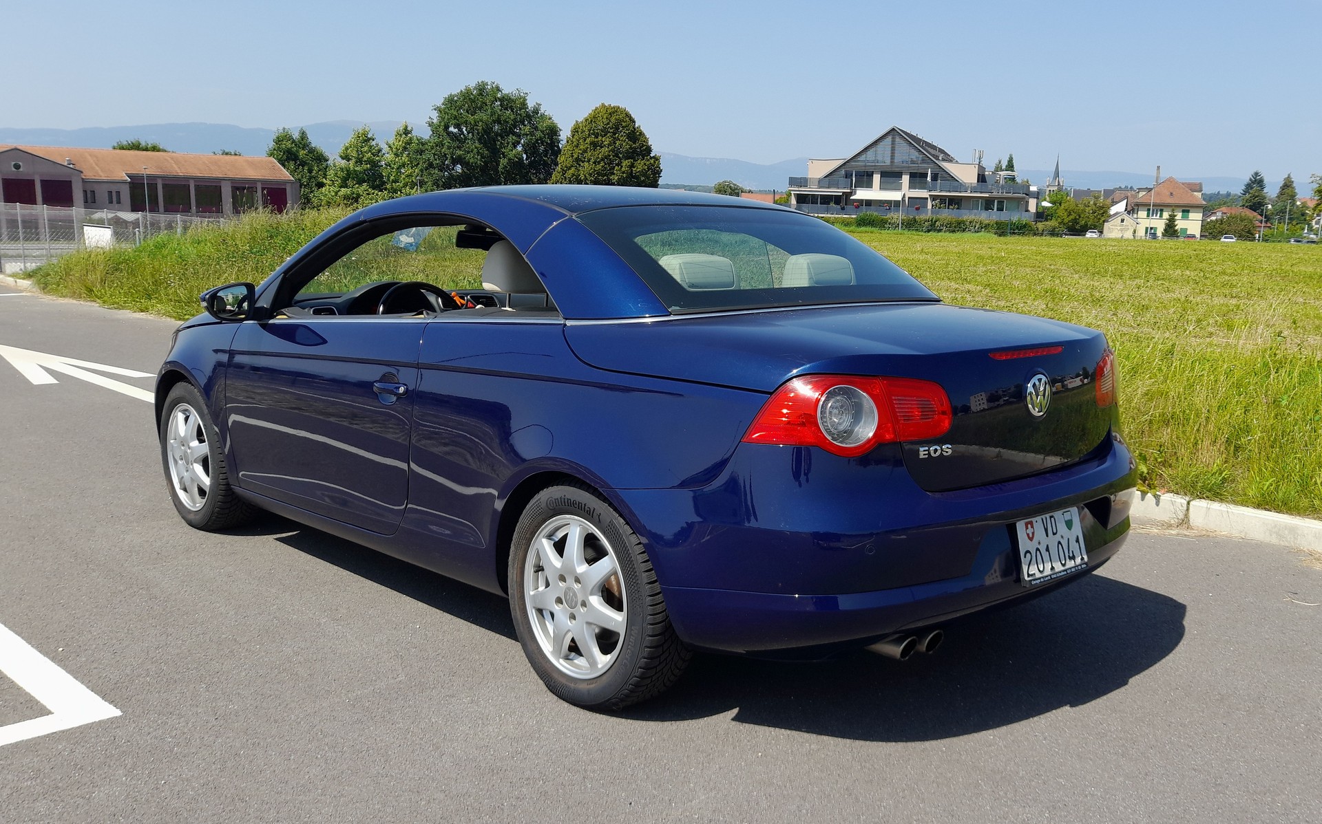 VW Eos 2.0 FSI Turbo-image-0