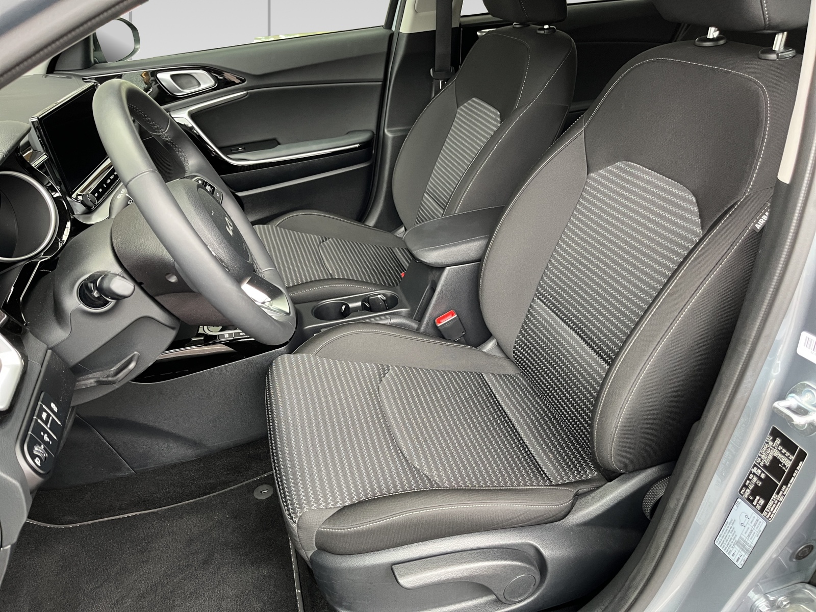 KIA Ceed Sportswagon 1.5 T-GDi MHEV Power DCT-image-6