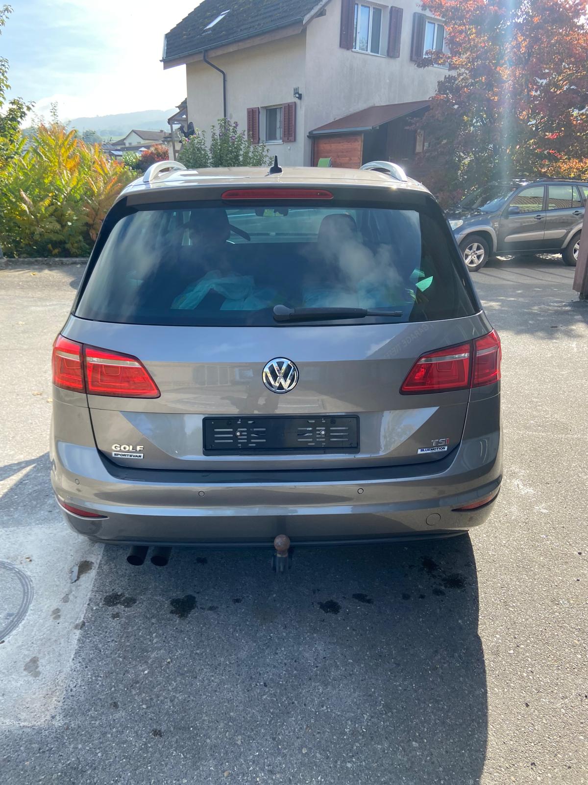 VW Golf Sportsvan 1.4 TSI Allstar DSG-image-6