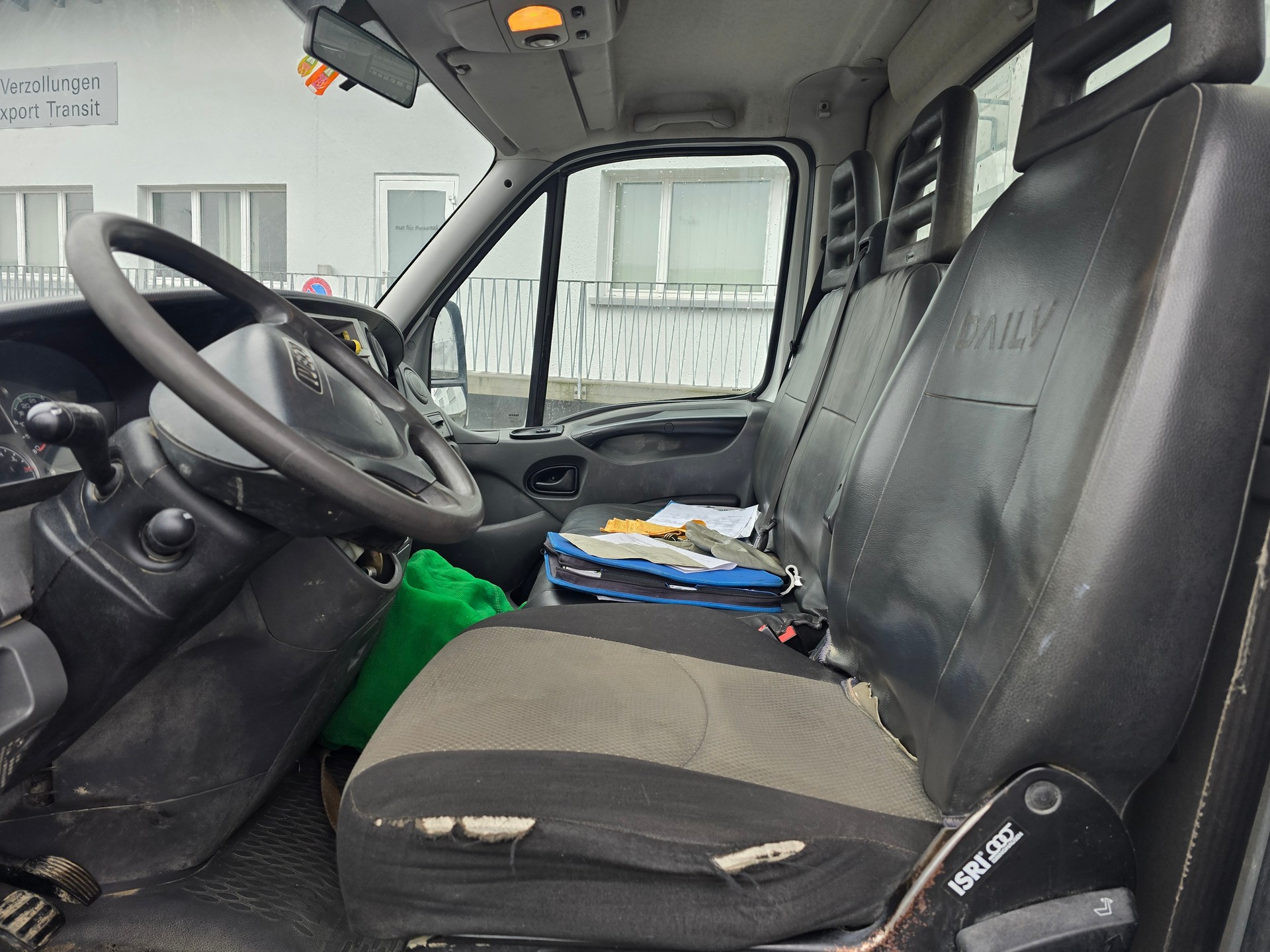IVECO 35c15-image-7