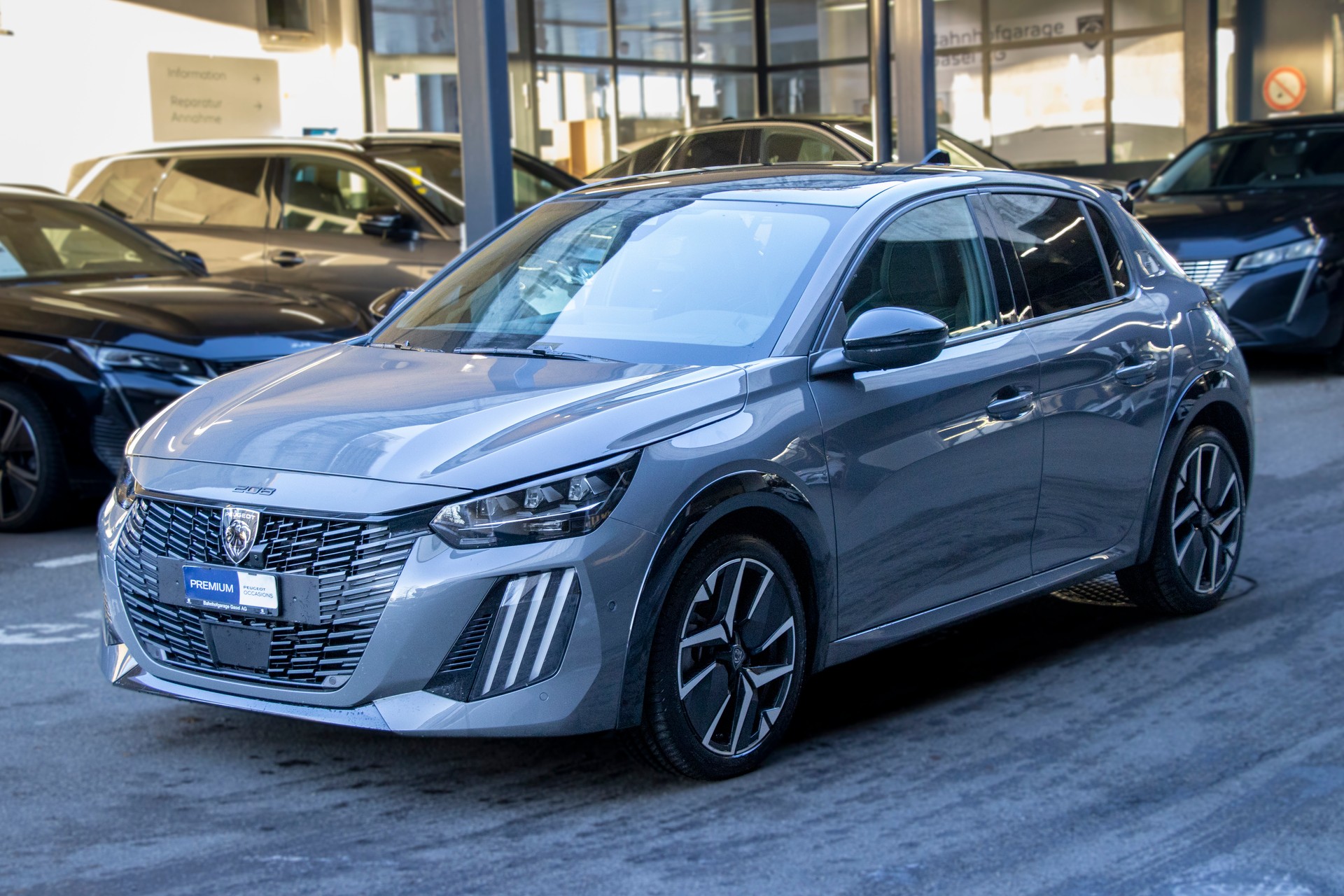 PEUGEOT 208 1.2 MHEV 110 GT-image-0