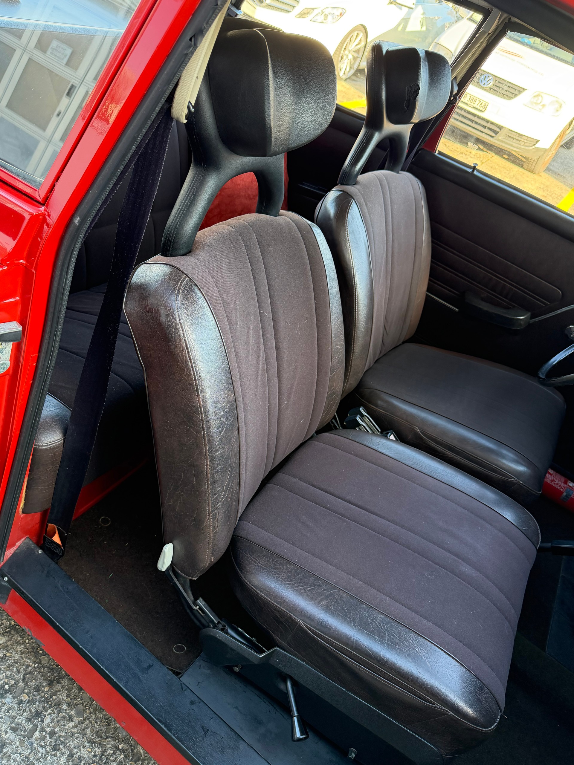 SAAB 96 GL V4-image-19