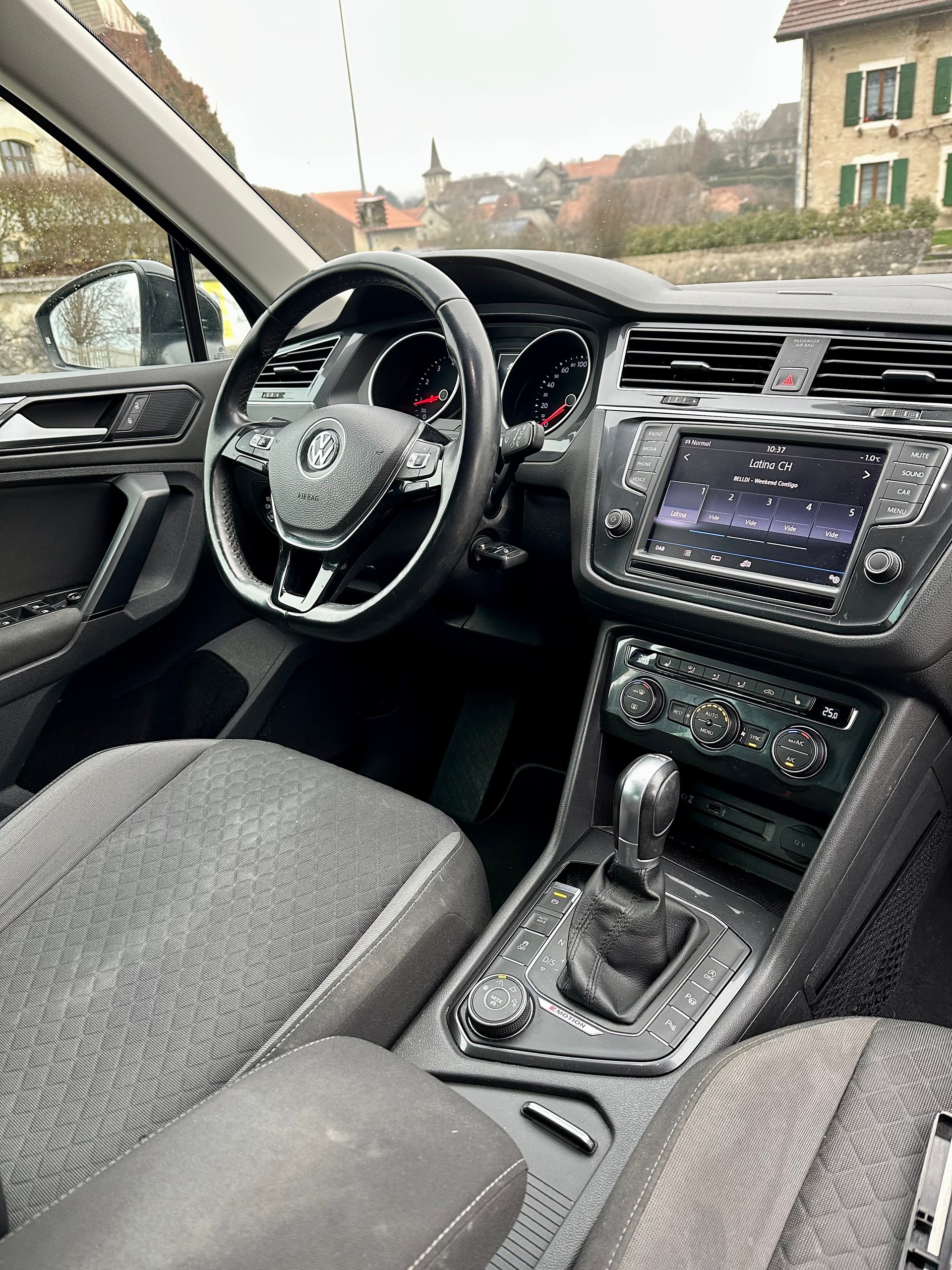 VW Tiguan 2.0TSI Comfortline 4Motion DSG-image-10