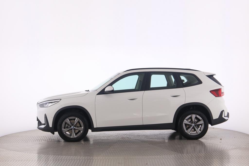 BMW X1 18i sDrive-image-3