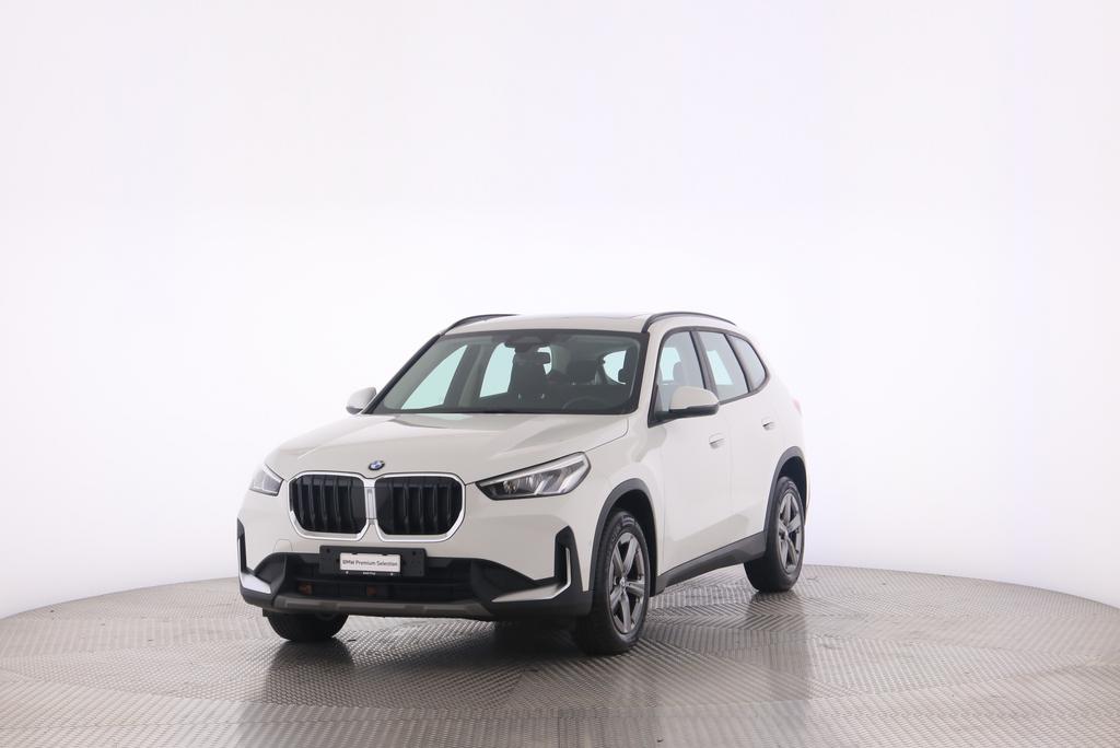 BMW X1 18i sDrive-image-0